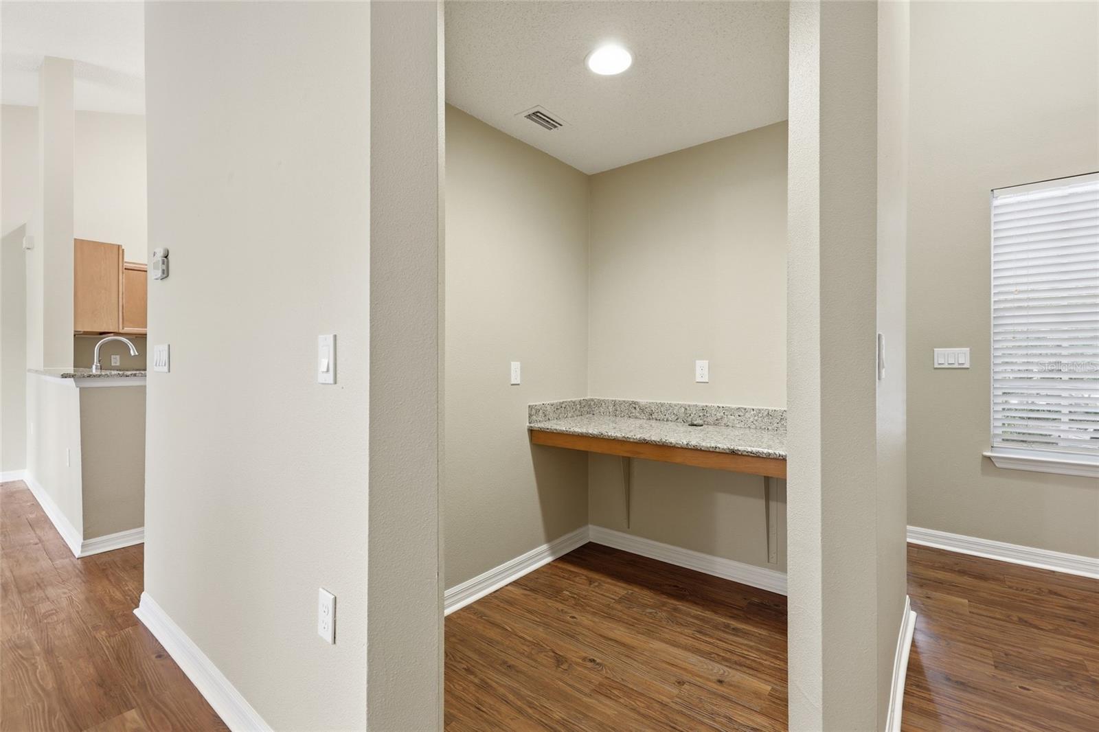 10000 52nd Unit B6, Gainesville, FL 32608