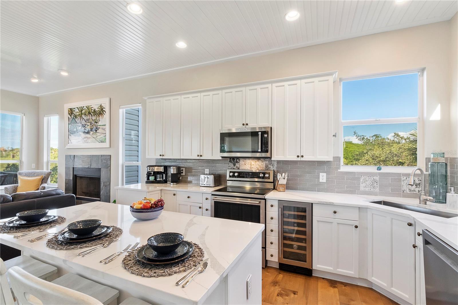 7325 Holly, Terra Ceia, FL 34250