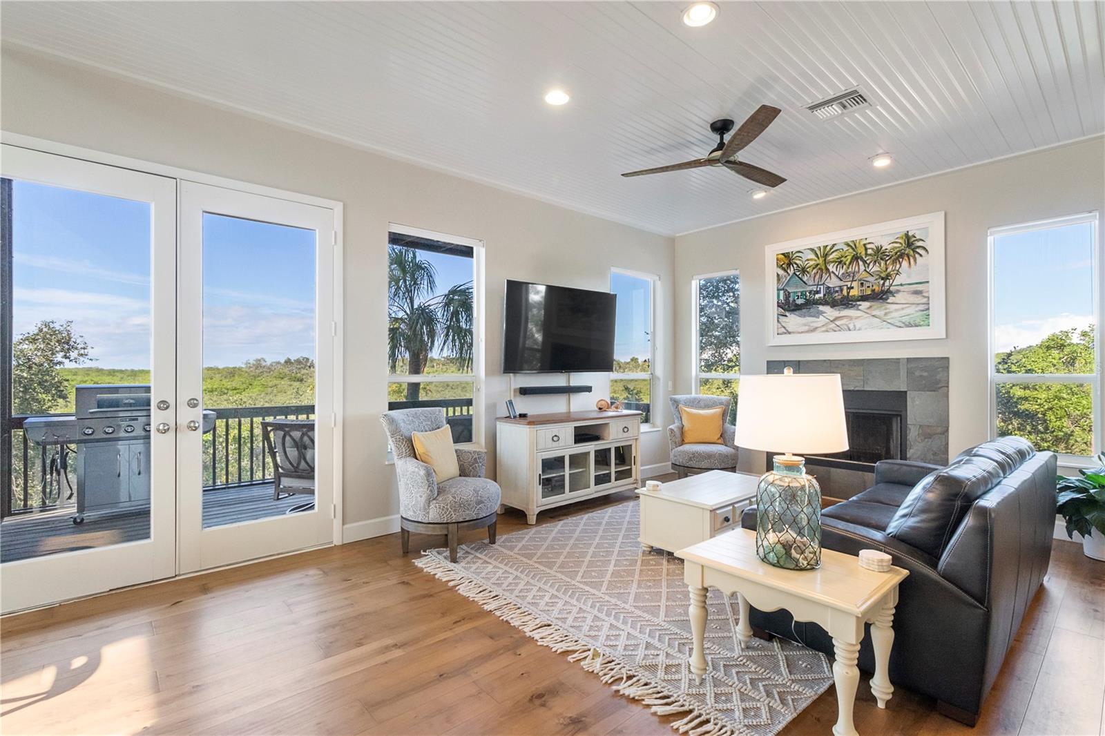 7325 Holly, Terra Ceia, FL 34250