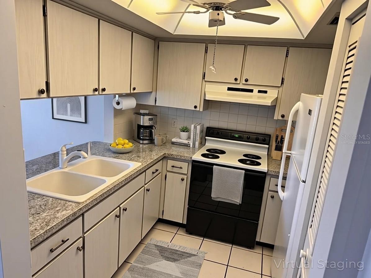 1250 Pinellas Unit 804, Tarpon Springs, FL 34689