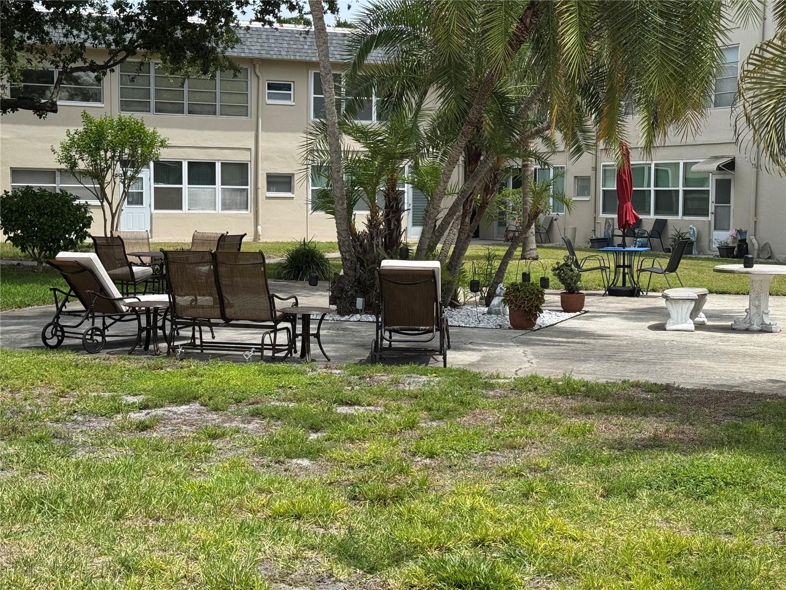 5720 13th Unit 106b, St Petersburg, FL 33710