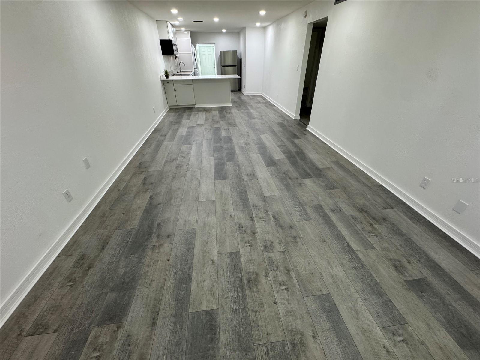 5720 13th Unit 106b, St Petersburg, FL 33710