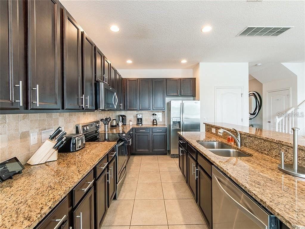 4357 Acorn, Davenport, FL 33837