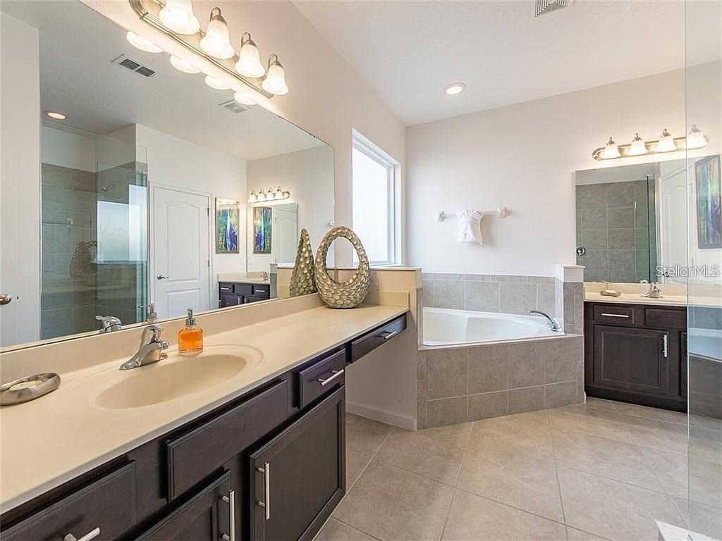 4357 Acorn, Davenport, FL 33837