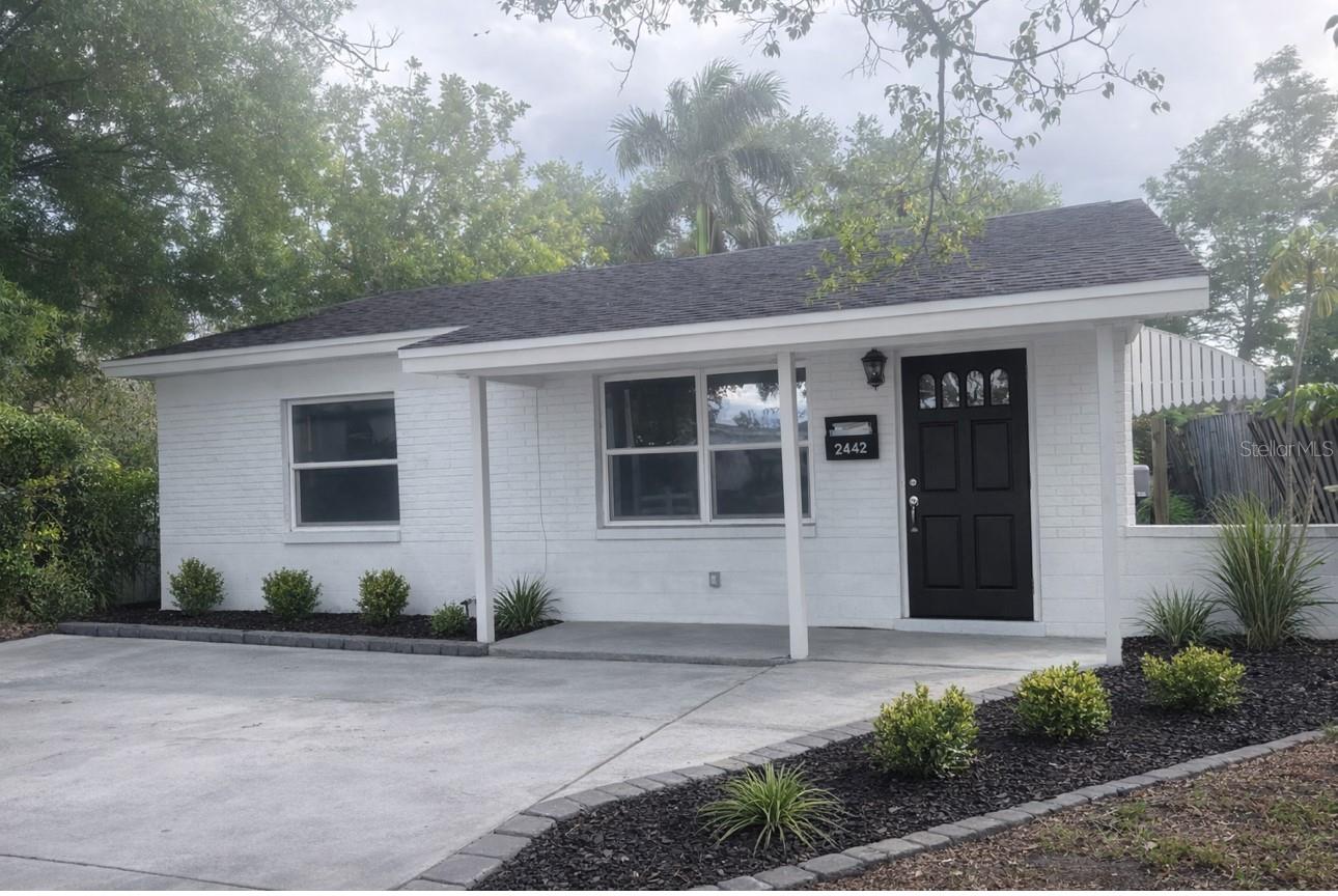 2442 40th, St Petersburg, FL 33714