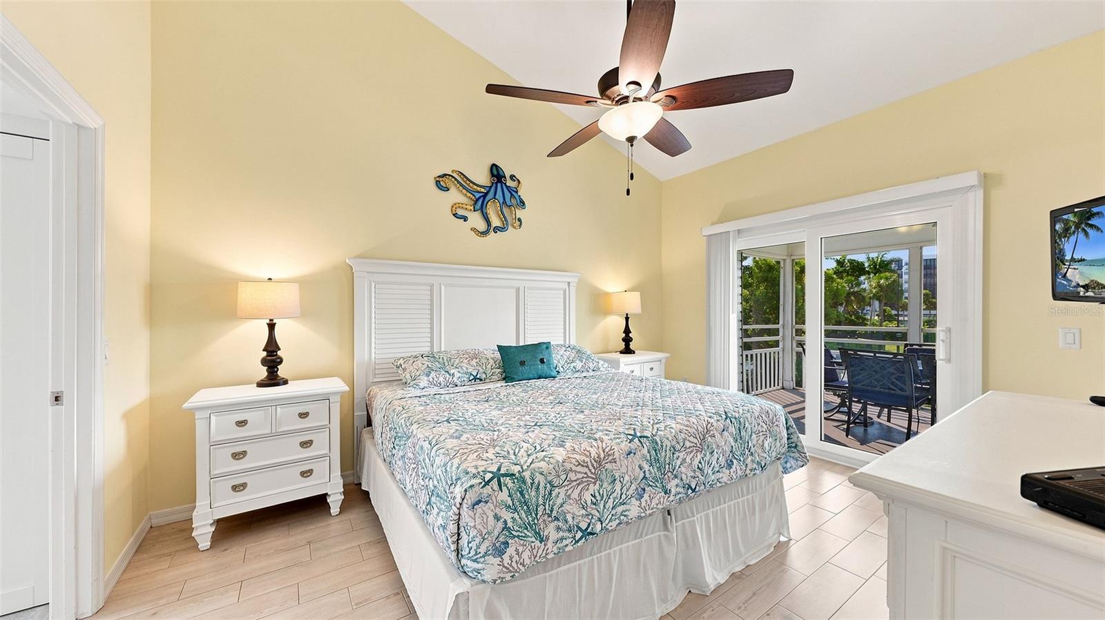 1206 Siesta Bayside Unit 1206b, Sarasota, FL 34242