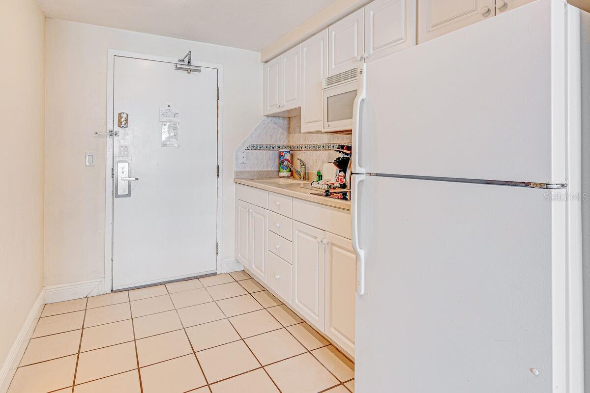 2700 Atlantic Unit 819, Daytona Beach, FL 32118