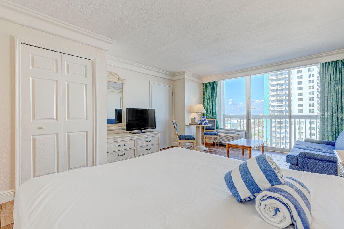 2700 Atlantic Unit 819, Daytona Beach, FL 32118