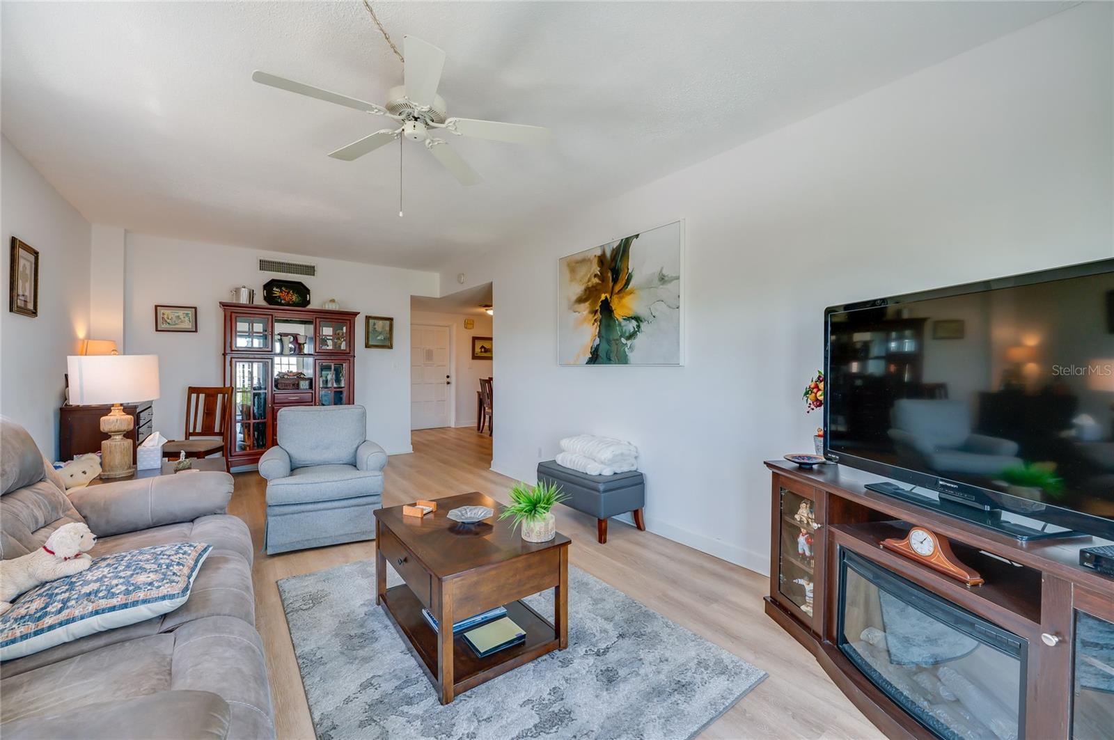 404 Beach Unit 230 (604), Daytona Beach, FL 32114