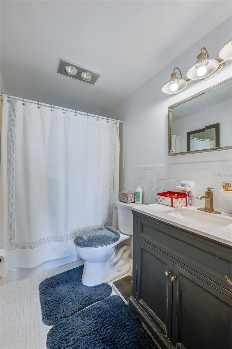 404 Beach Unit 230 (604), Daytona Beach, FL 32114