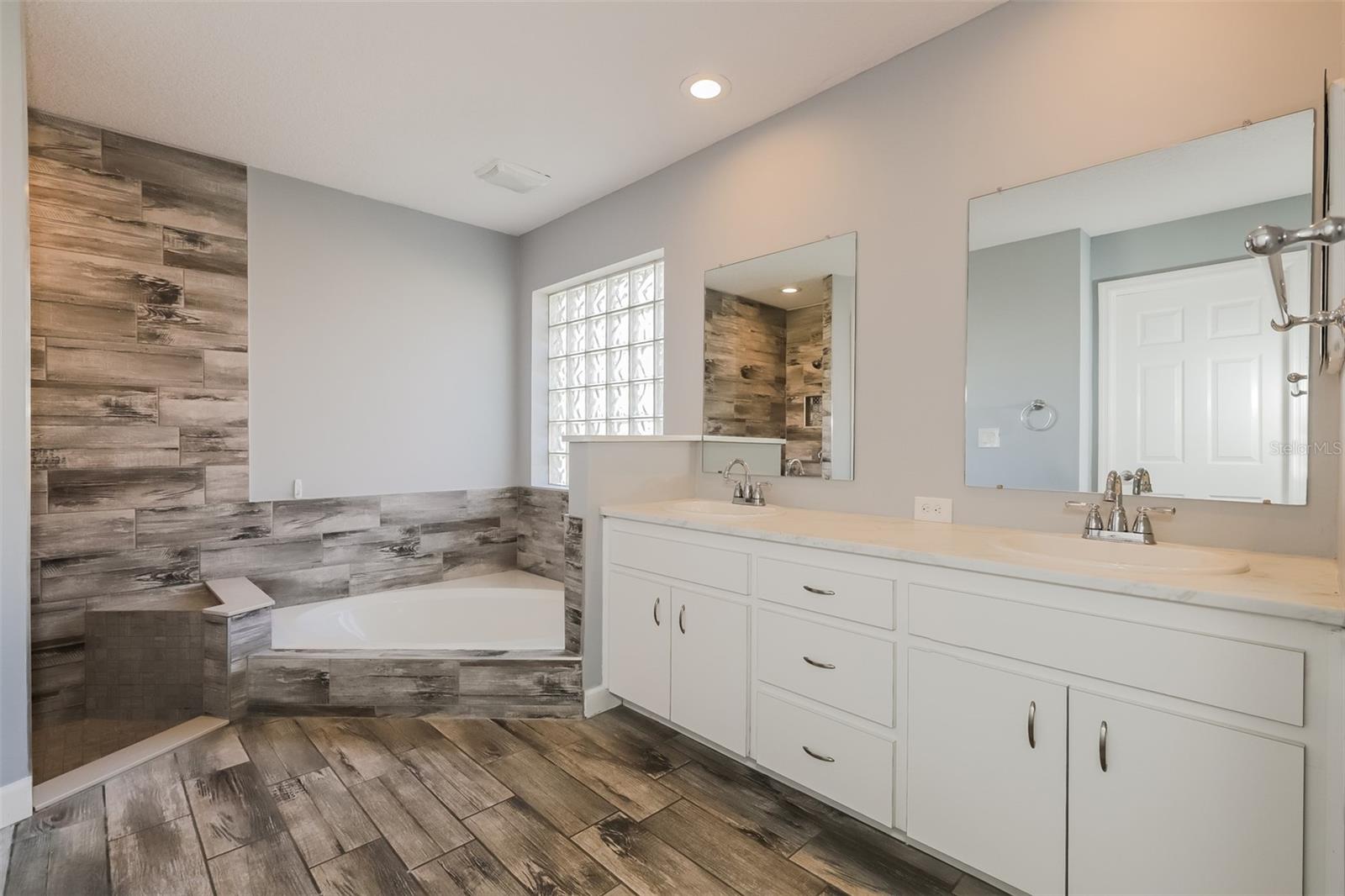 5238 Montserrat, Lakeland, FL 33812