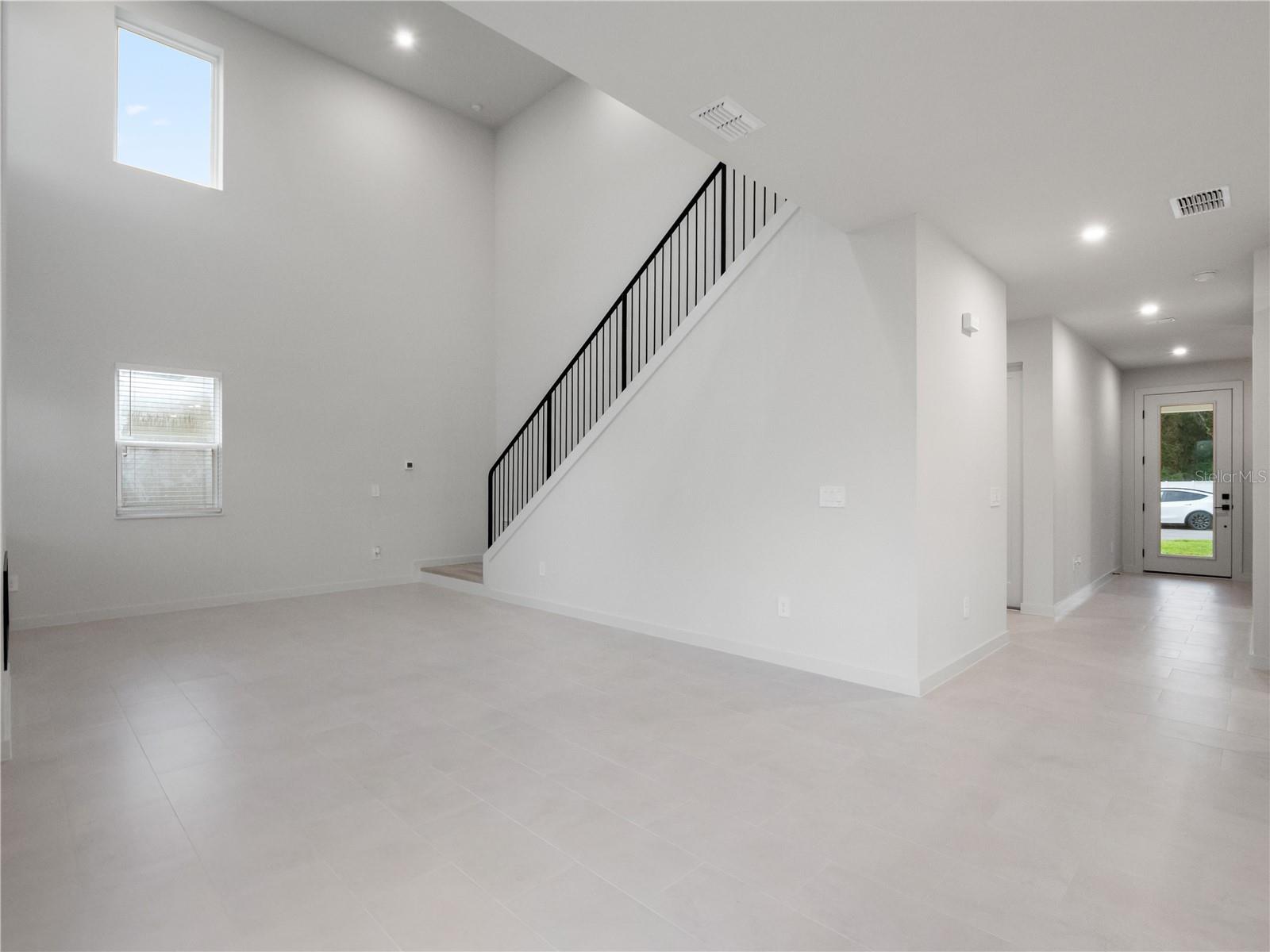 446 Skyfield, Lady Lake, FL 32159