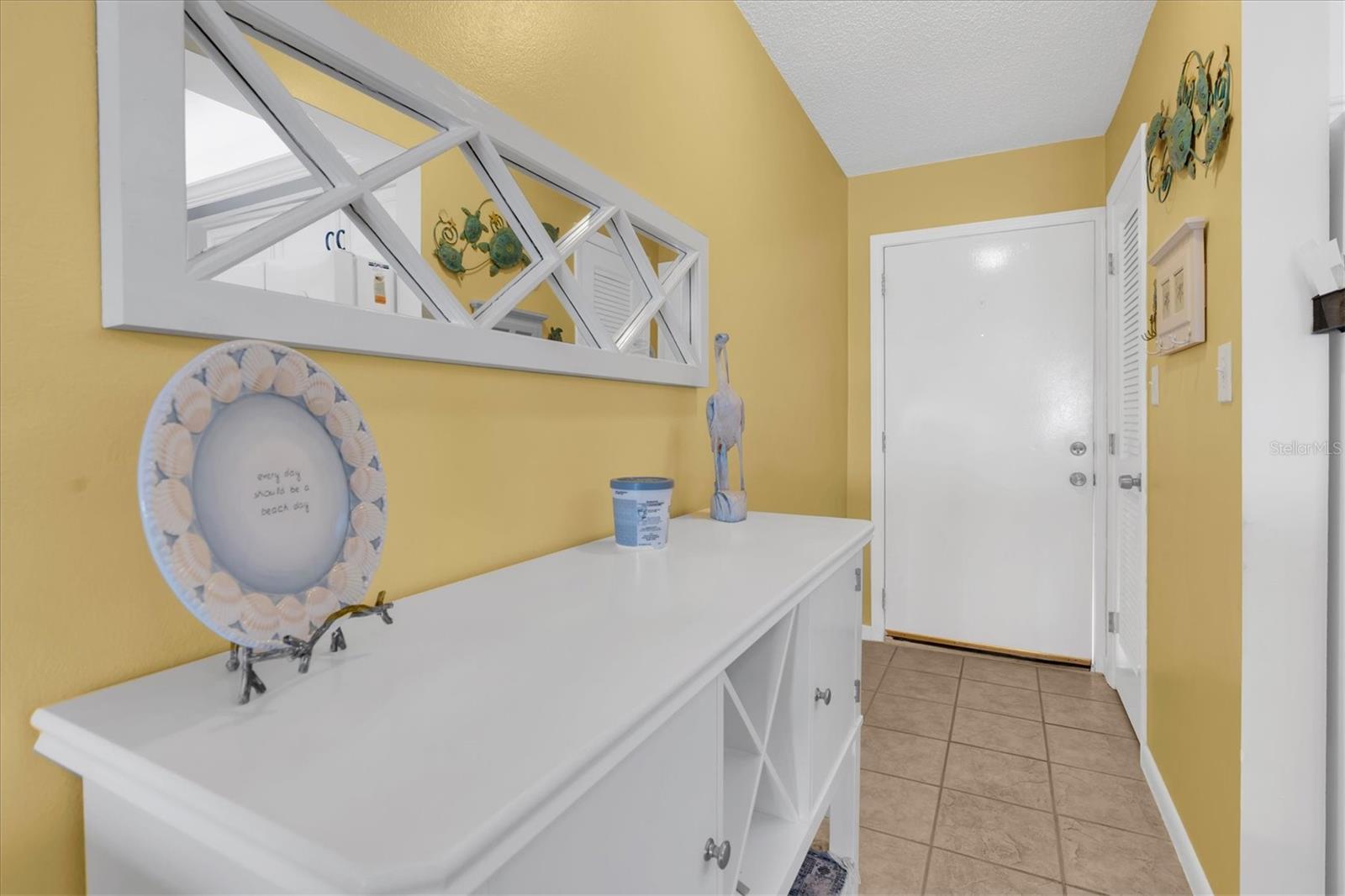 285 107th Unit 701, Treasure Island, FL 33706