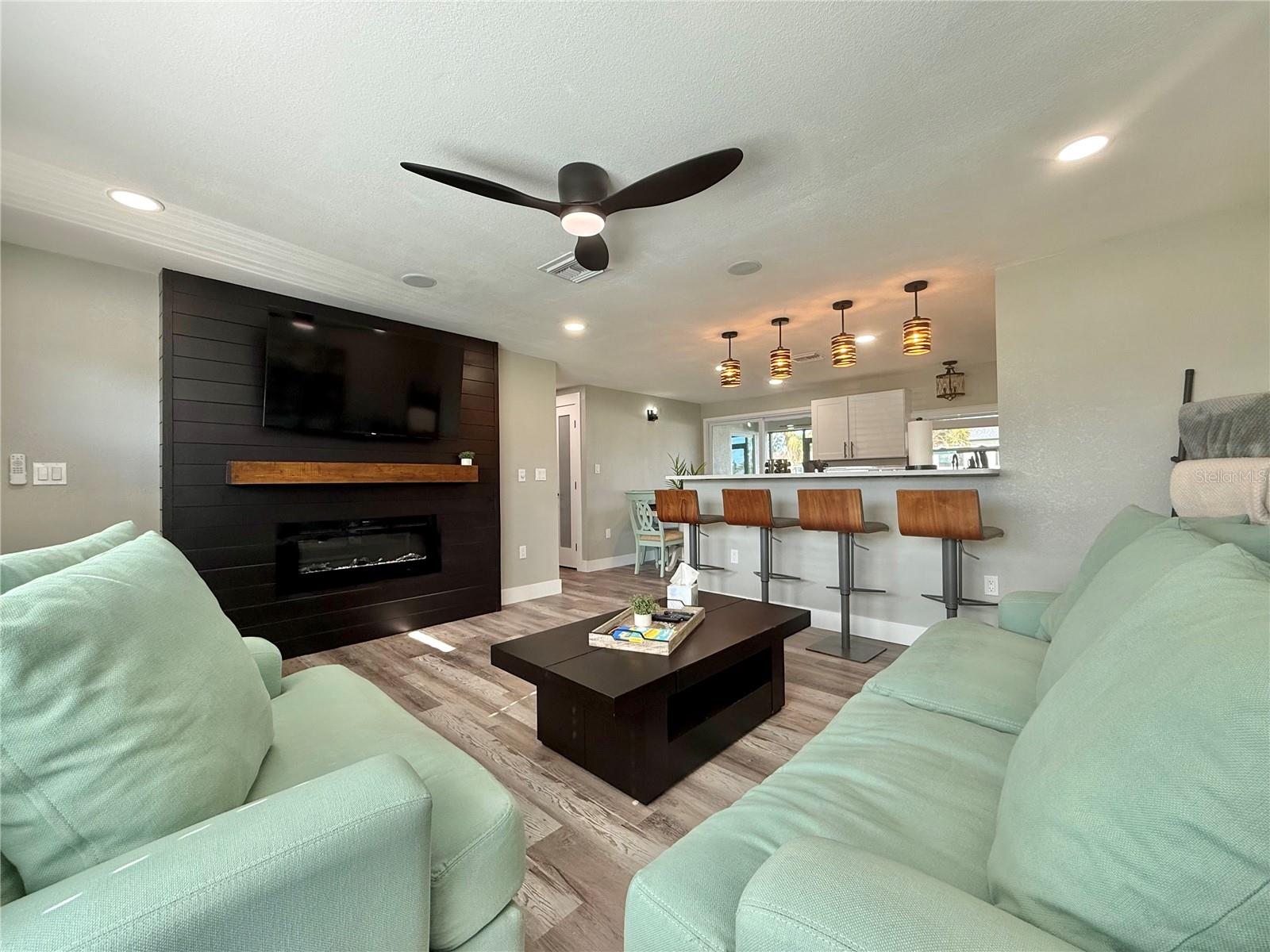 3324 Port Charlotte, Port Charlotte, FL 33952