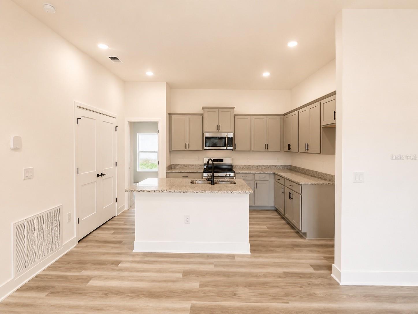 12964 Kent Bradley, Dade City, FL 33525
