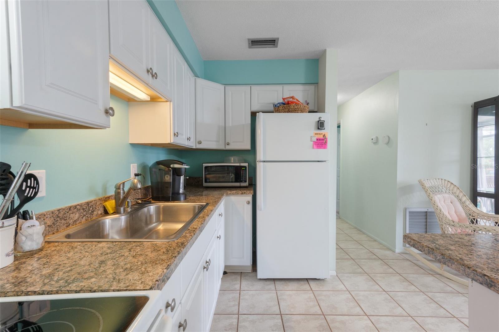 4351 Tahitian Gardens Unit C, Holiday, FL 34691