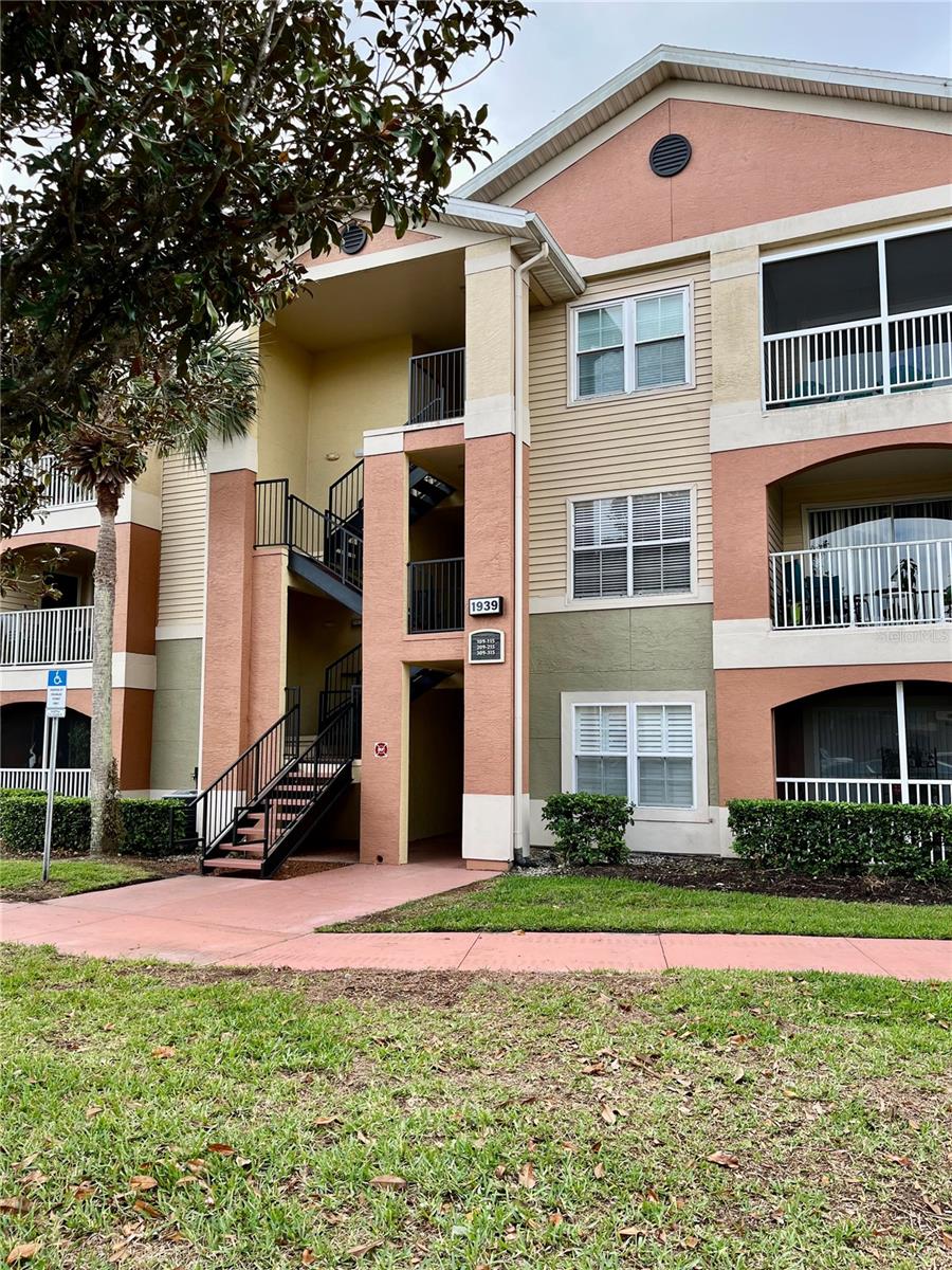 1939 Summer Club Apt Unit 315, Oviedo, FL 32765
