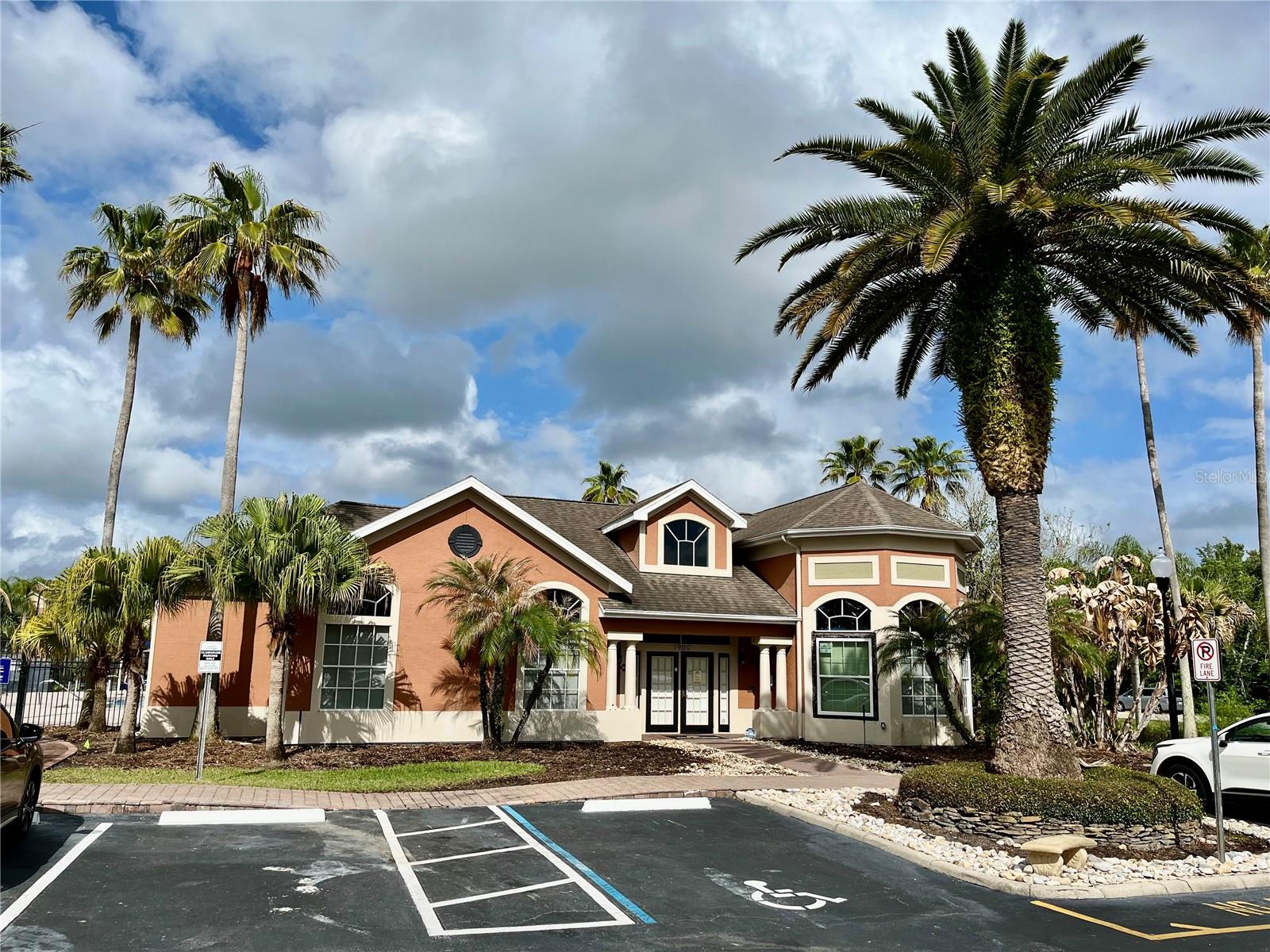 1939 Summer Club Apt Unit 315, Oviedo, FL 32765