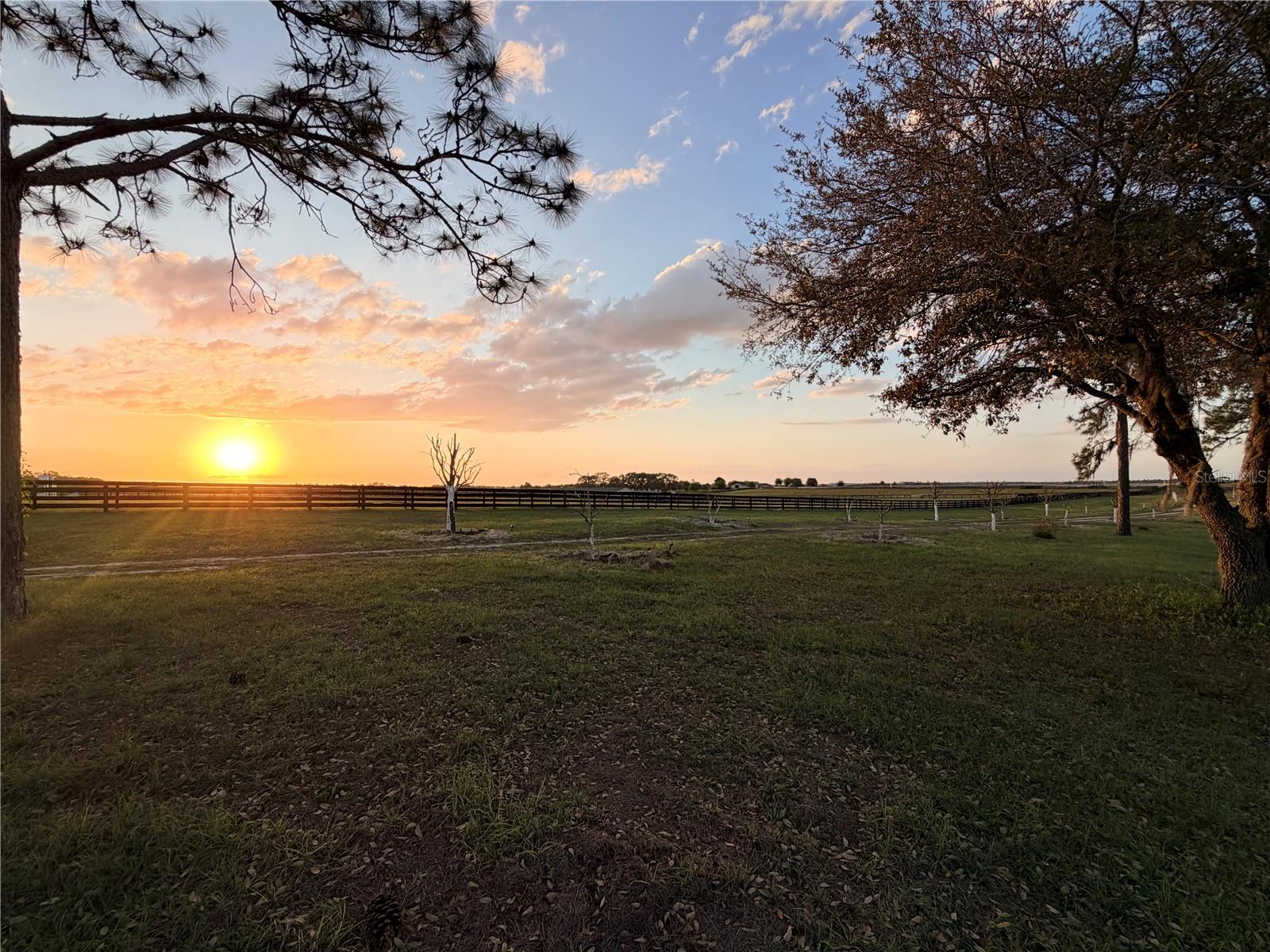 12451 20th, Williston, FL 32696