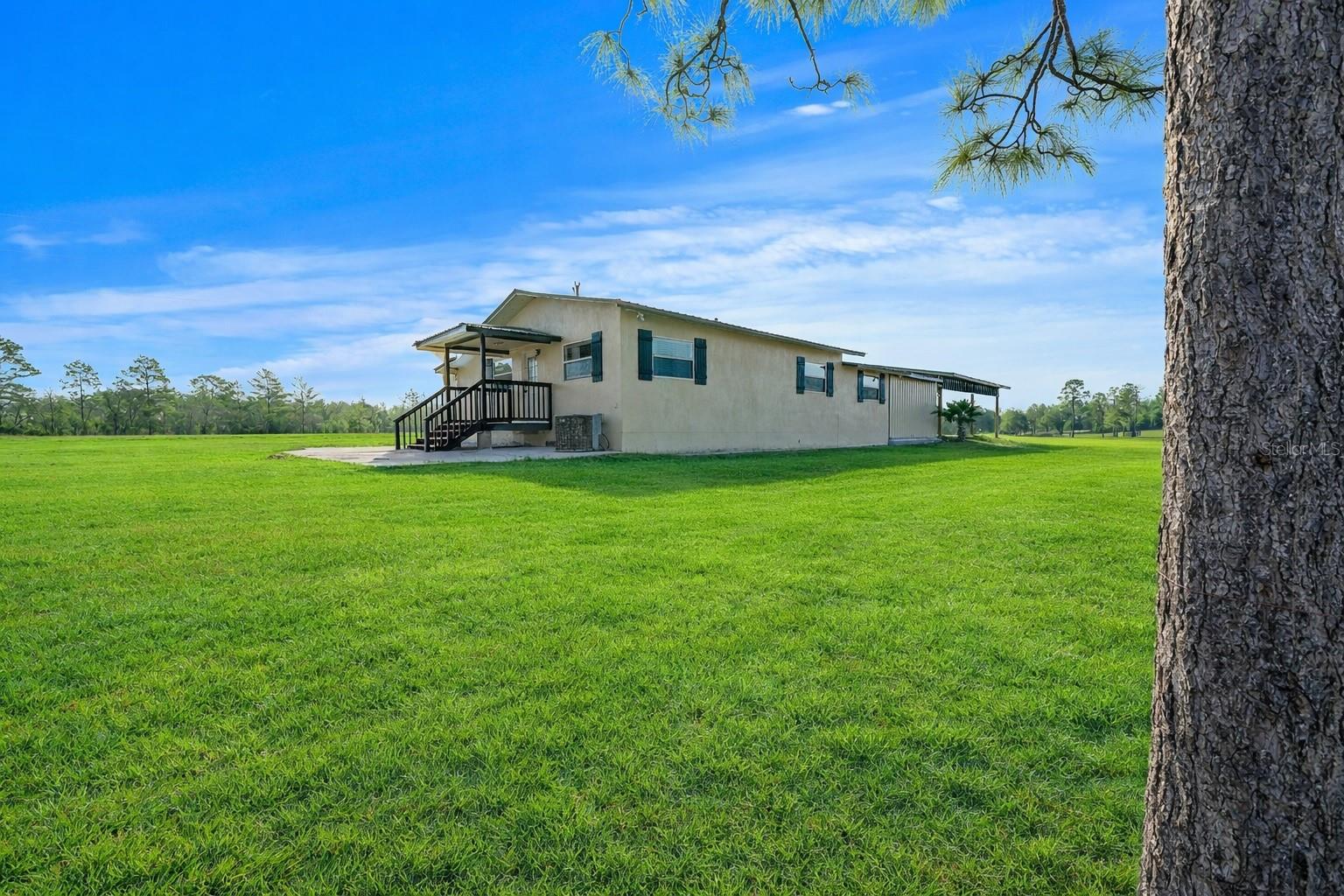 12451 20th, Williston, FL 32696