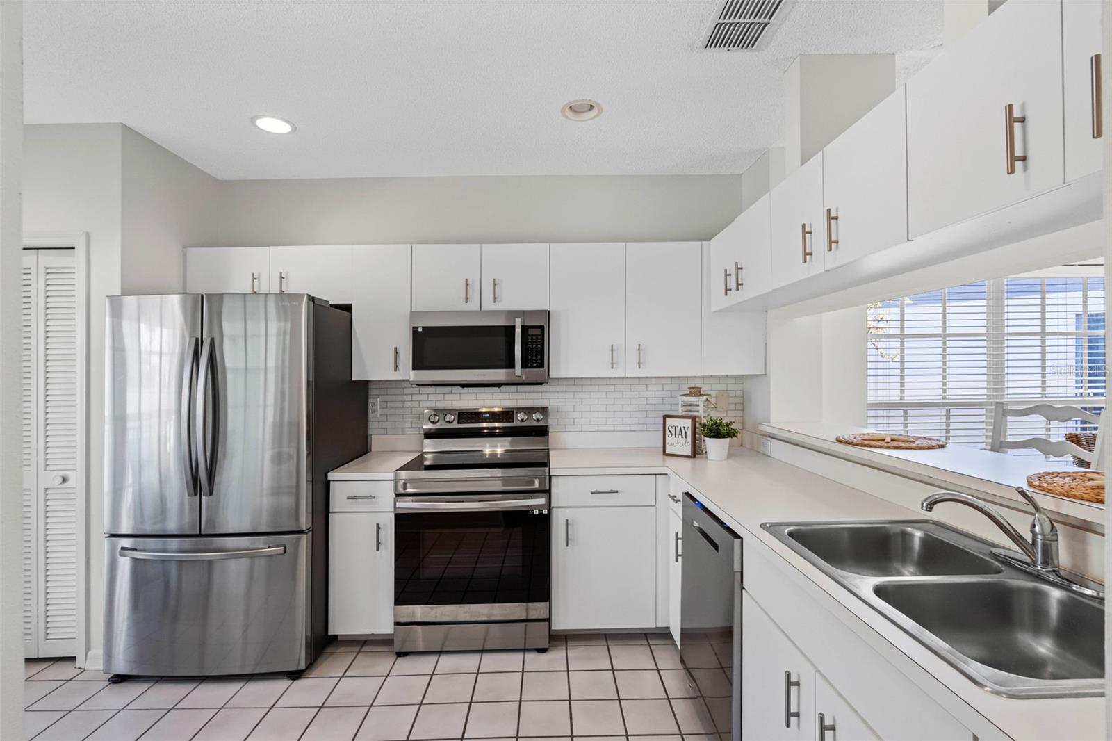 11351 Shipwatch Unit 1841, Largo, FL 33774