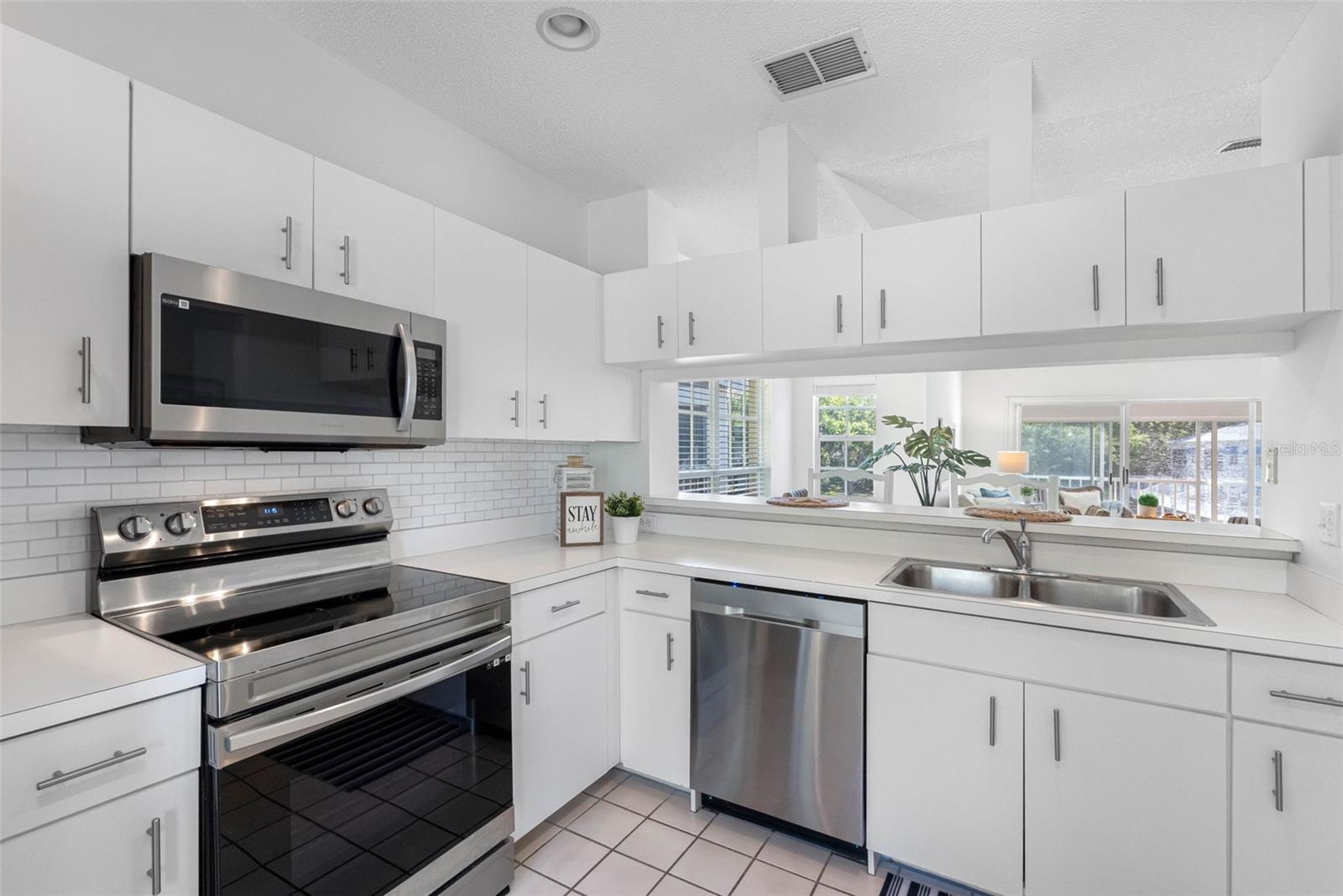 11351 Shipwatch Unit 1841, Largo, FL 33774