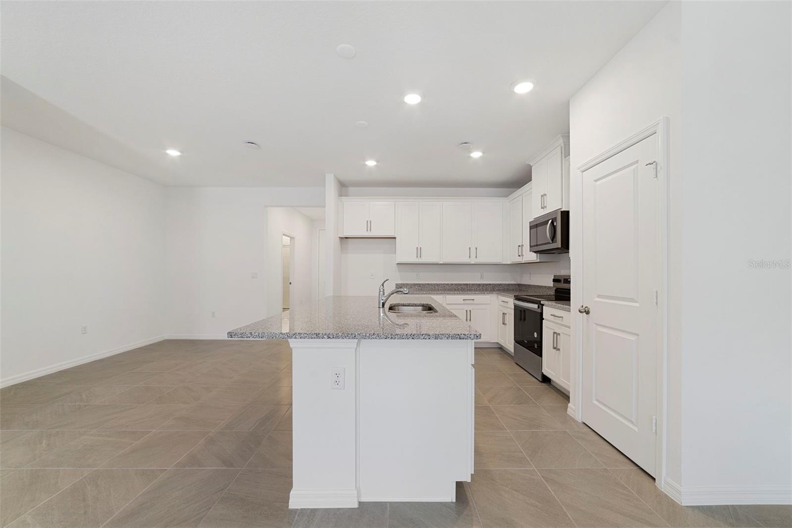 684 Lola, Oviedo, FL 32765