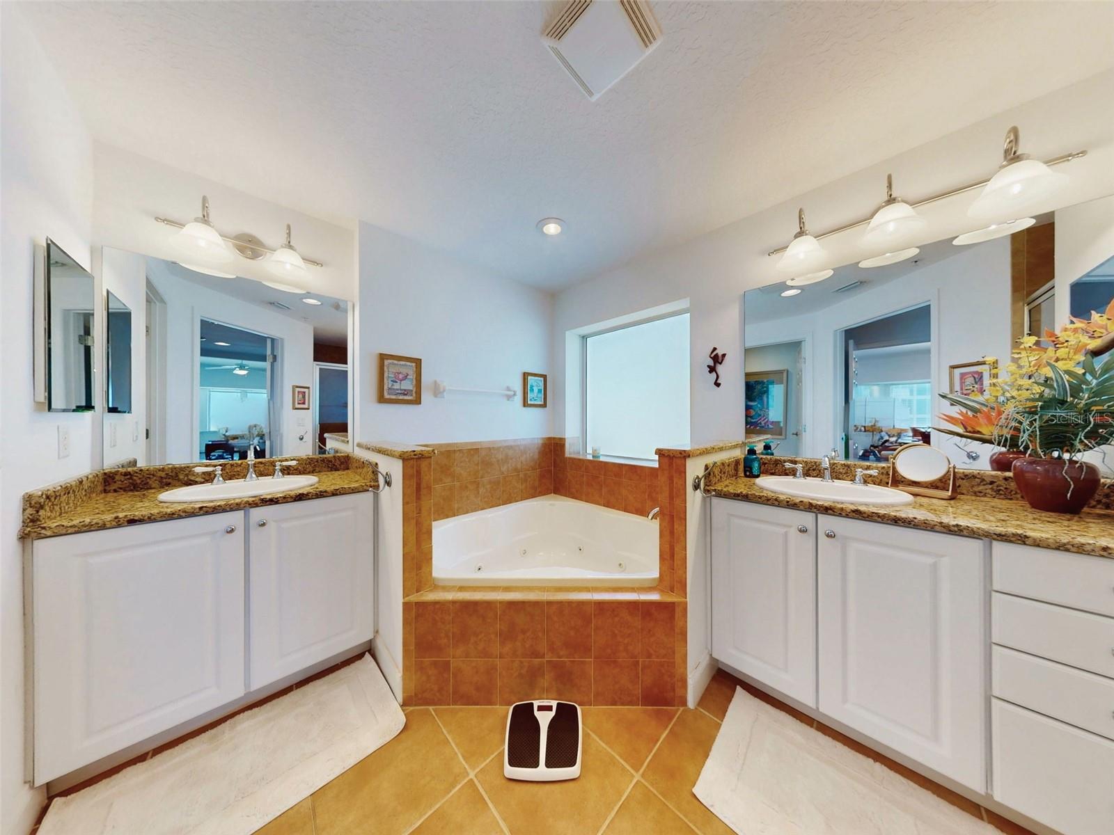 701 Atlantic Unit 401, New Smyrna Beach, FL 32169