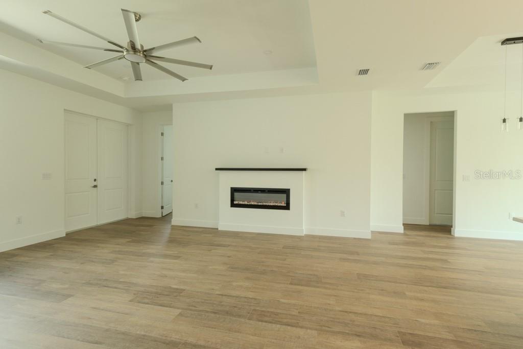 4323 La France, North Port, FL 34286