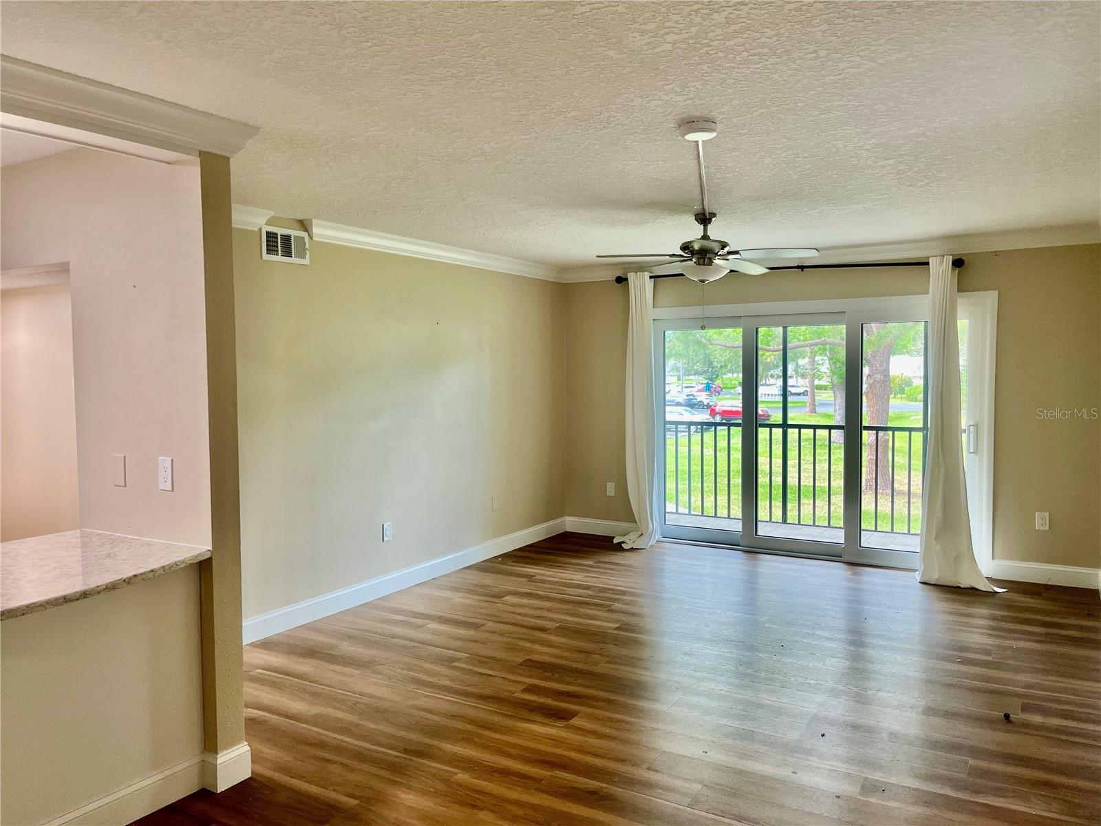 1423 Pine Glen Unit H2, Tarpon Springs, FL 34688