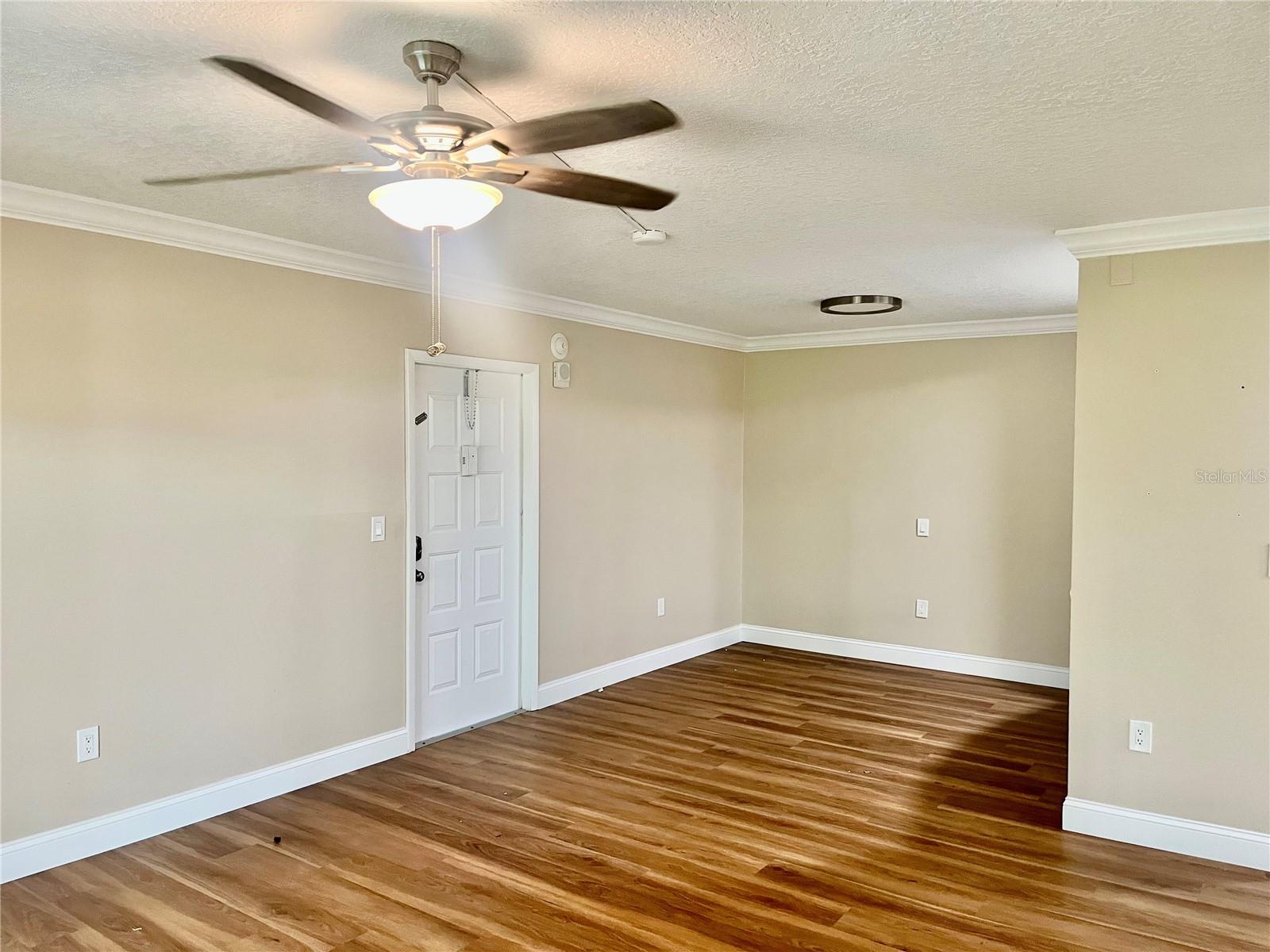 1423 Pine Glen Unit H2, Tarpon Springs, FL 34688