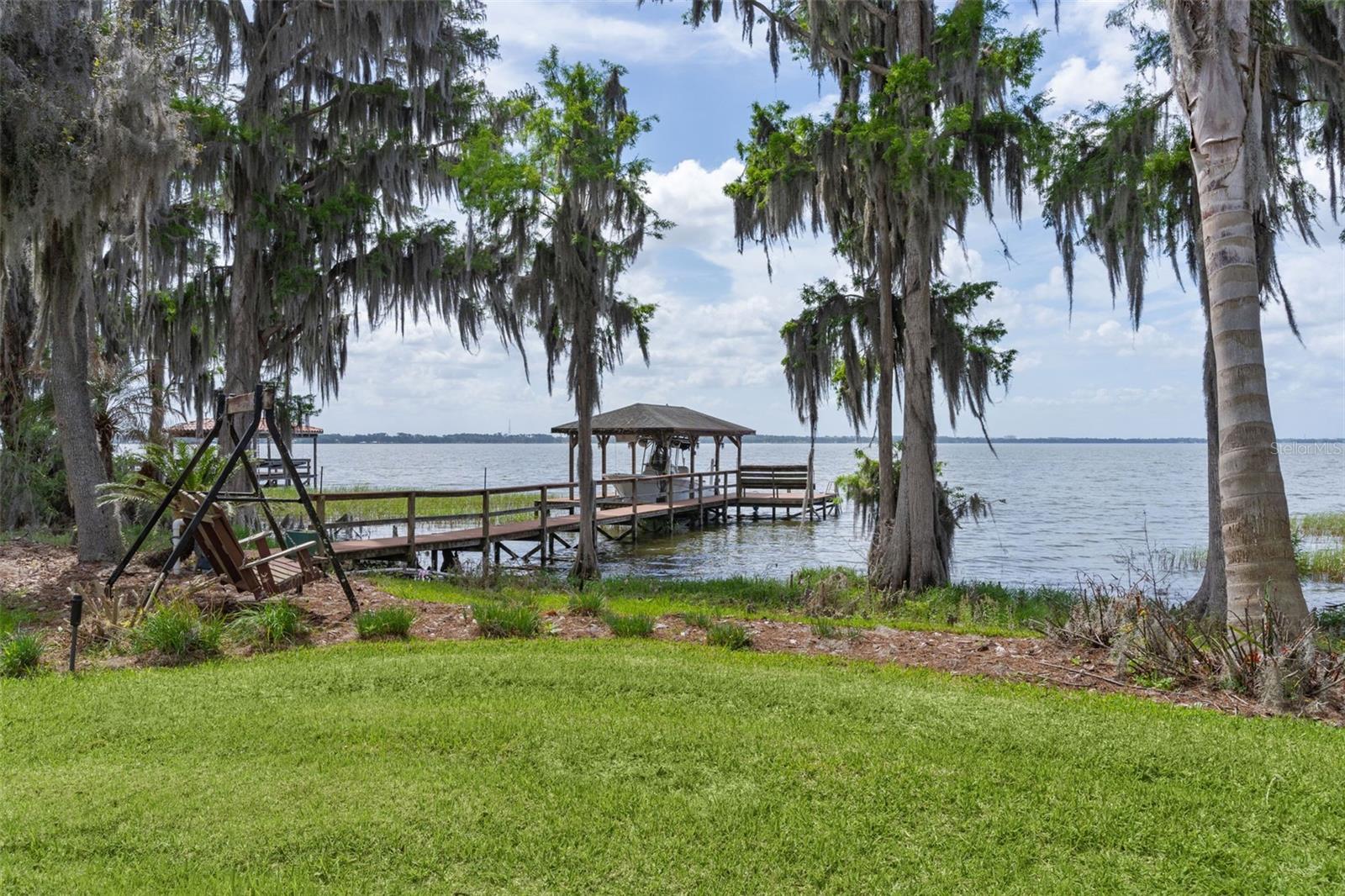 60 Sand Lake, Eustis, FL 32726