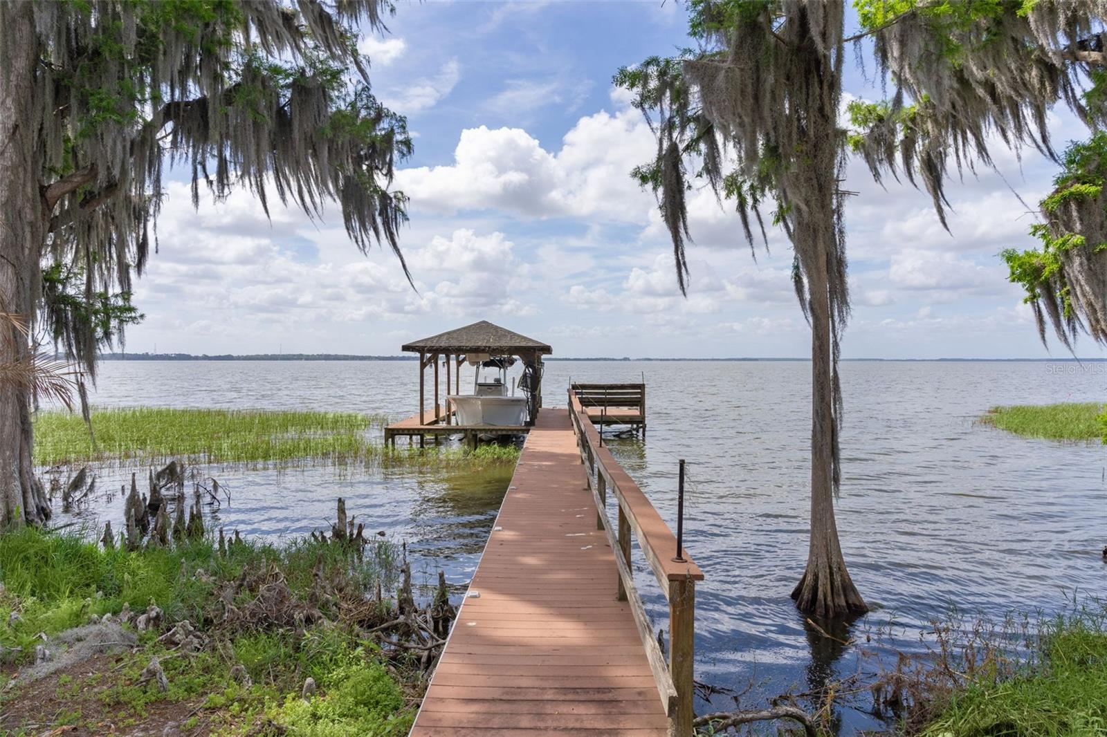 60 Sand Lake, Eustis, FL 32726