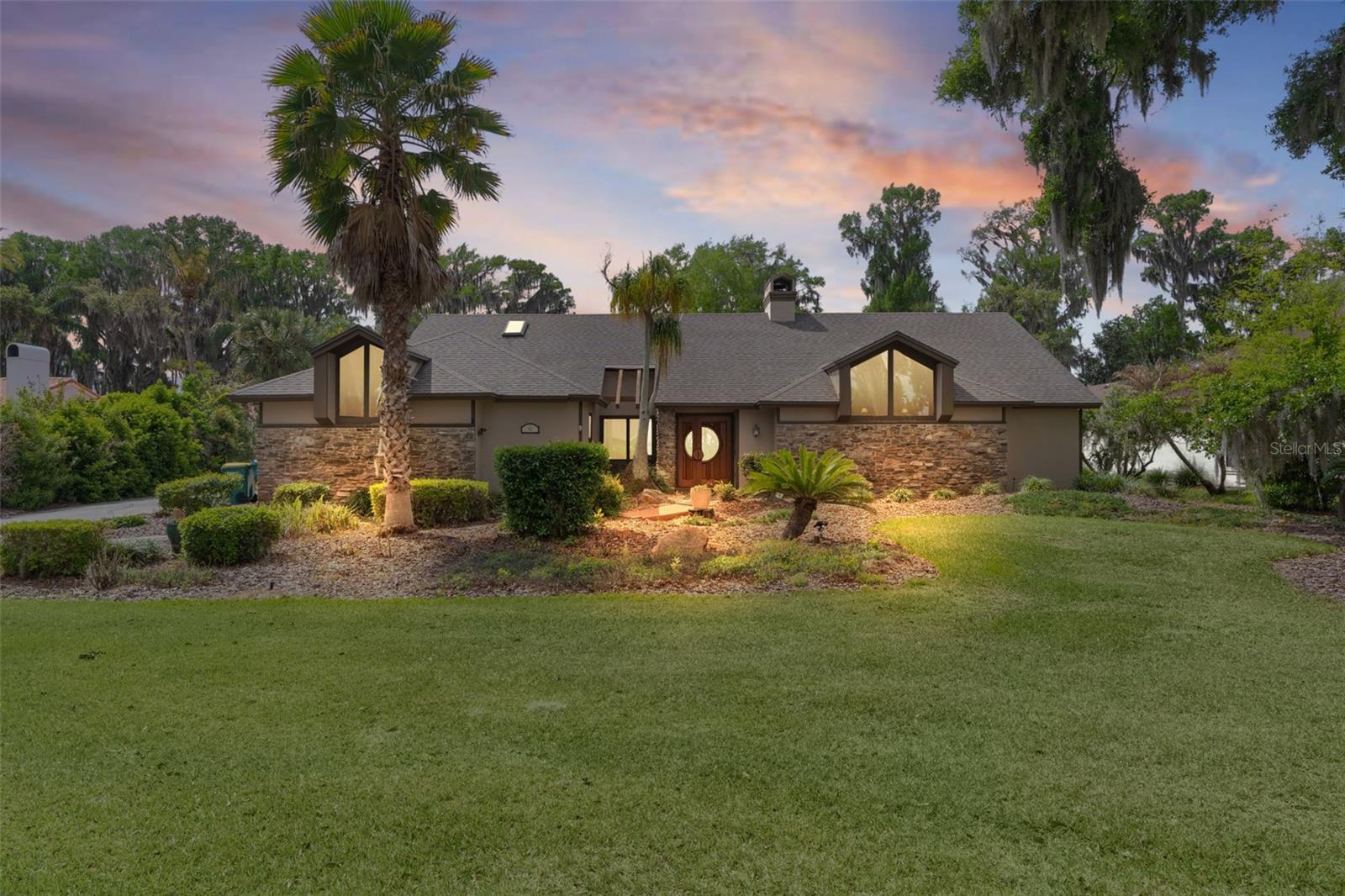 60 Sand Lake, Eustis, FL 32726