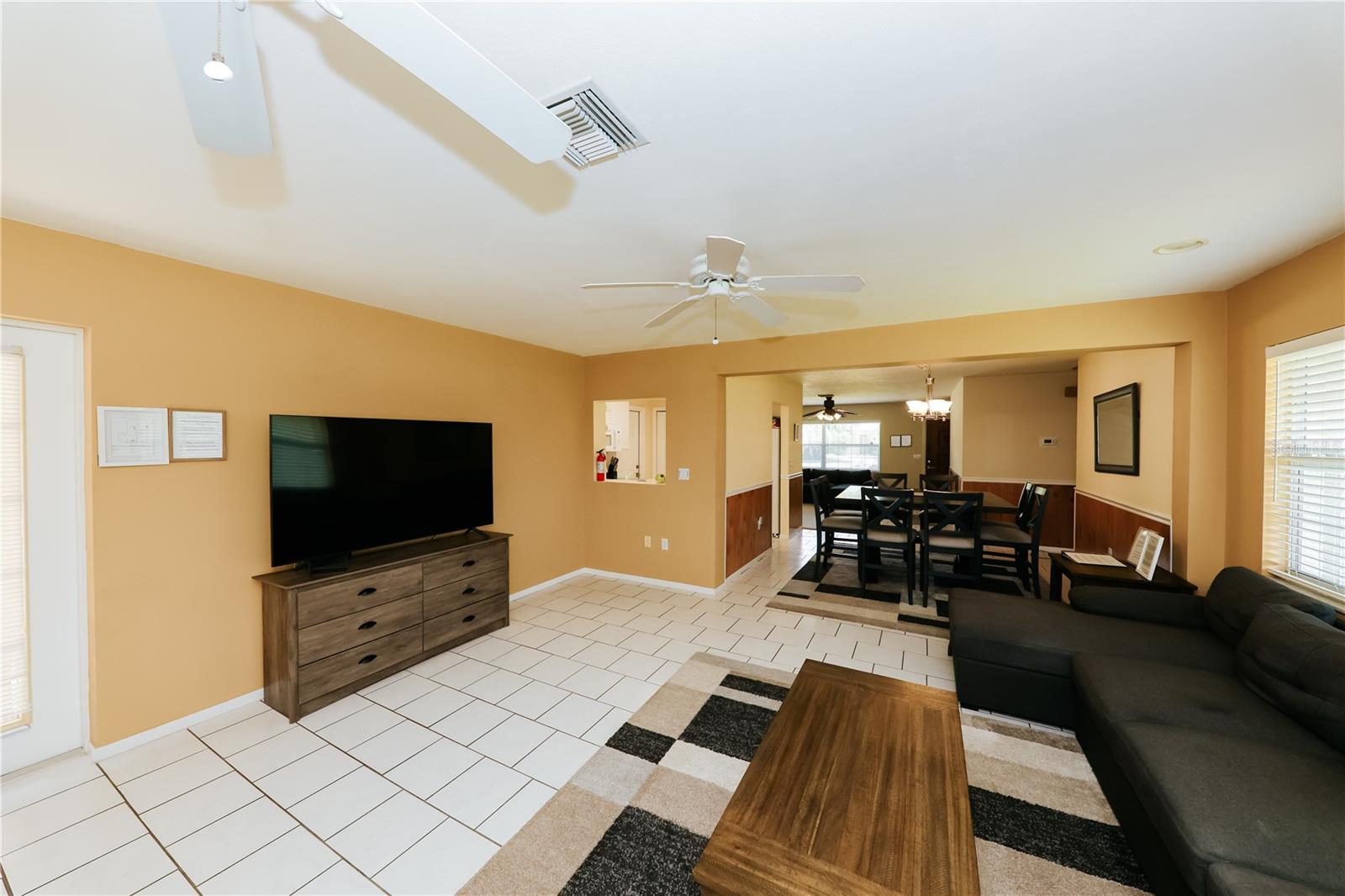 5211 24th Avenue, Bradenton, FL 34209