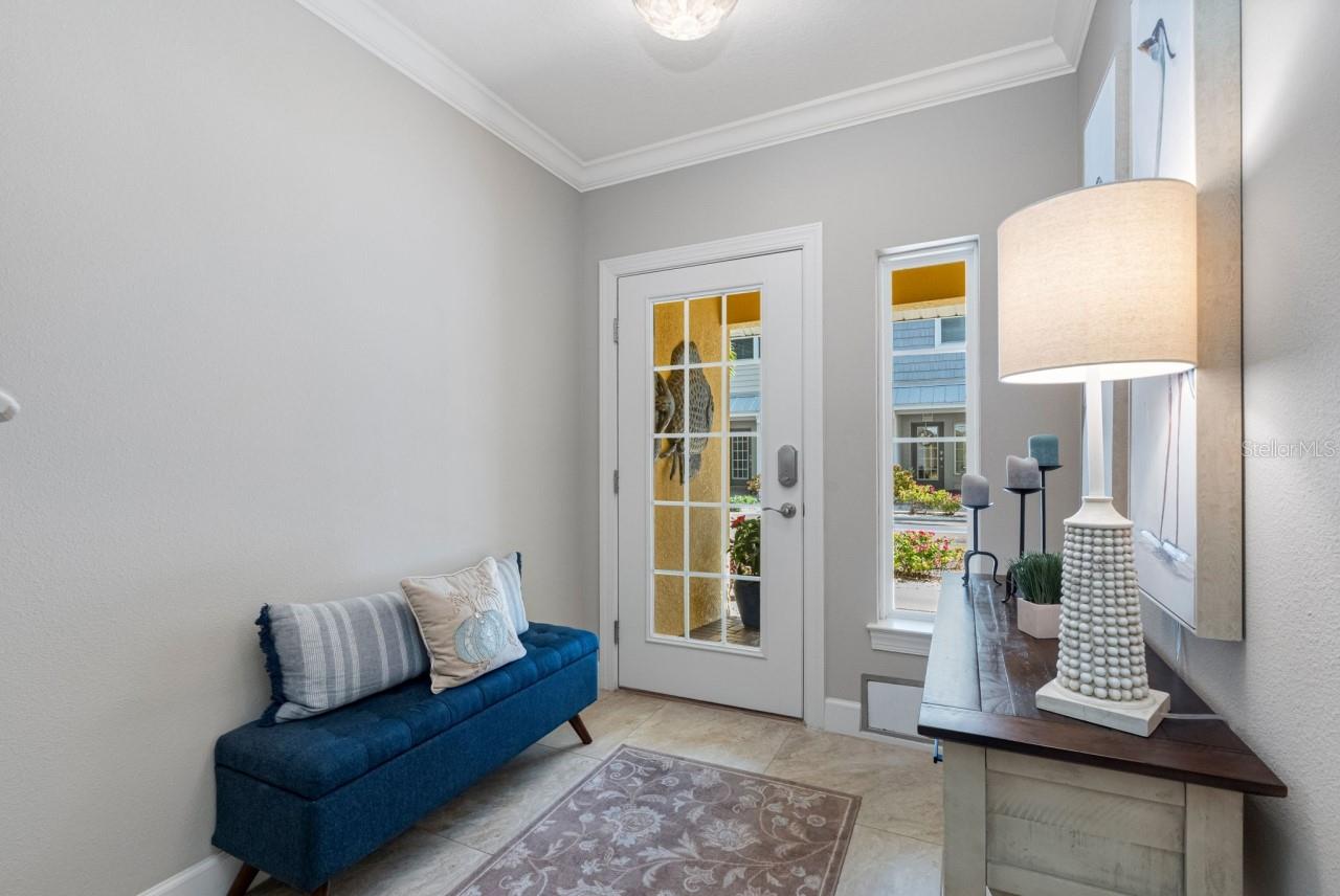 6057 Moorings, St Petersburg, FL 33712