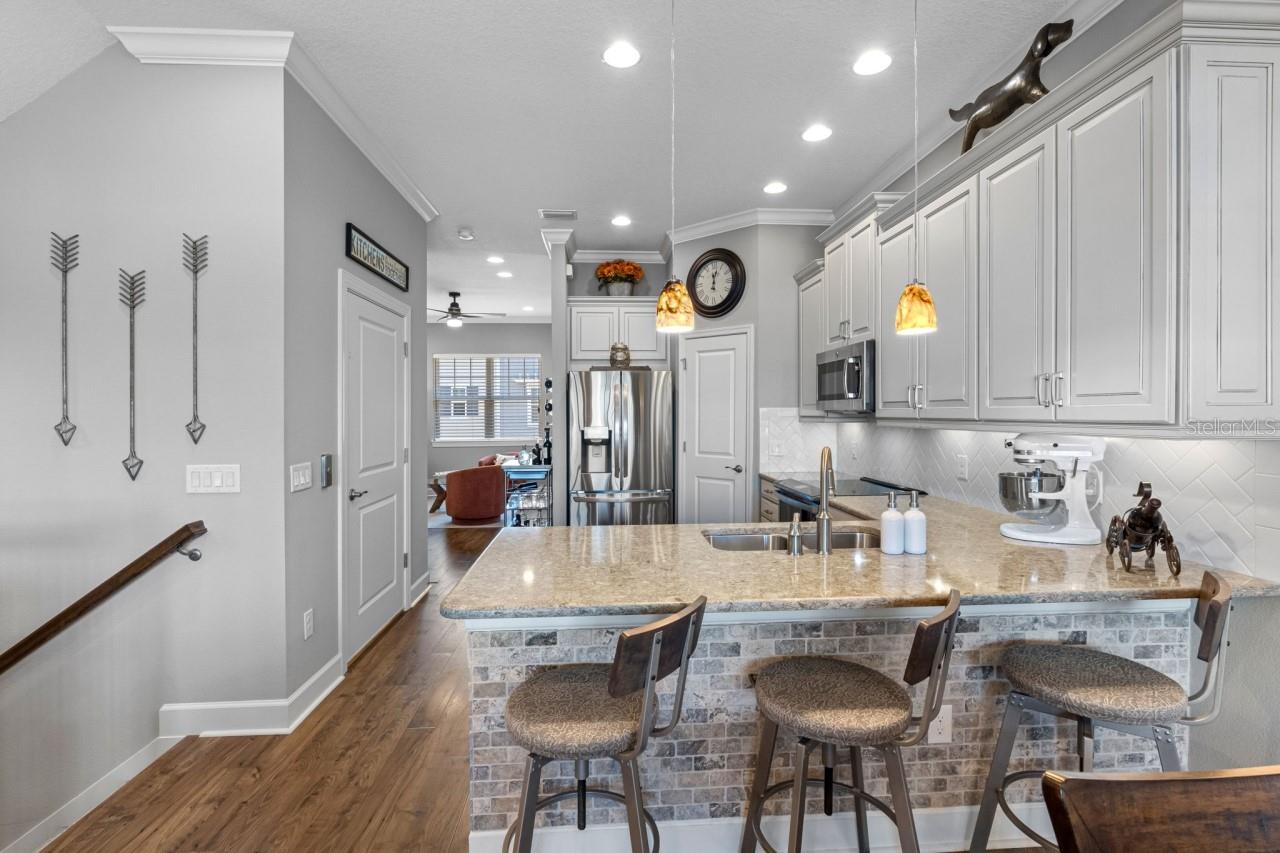 6057 Moorings, St Petersburg, FL 33712