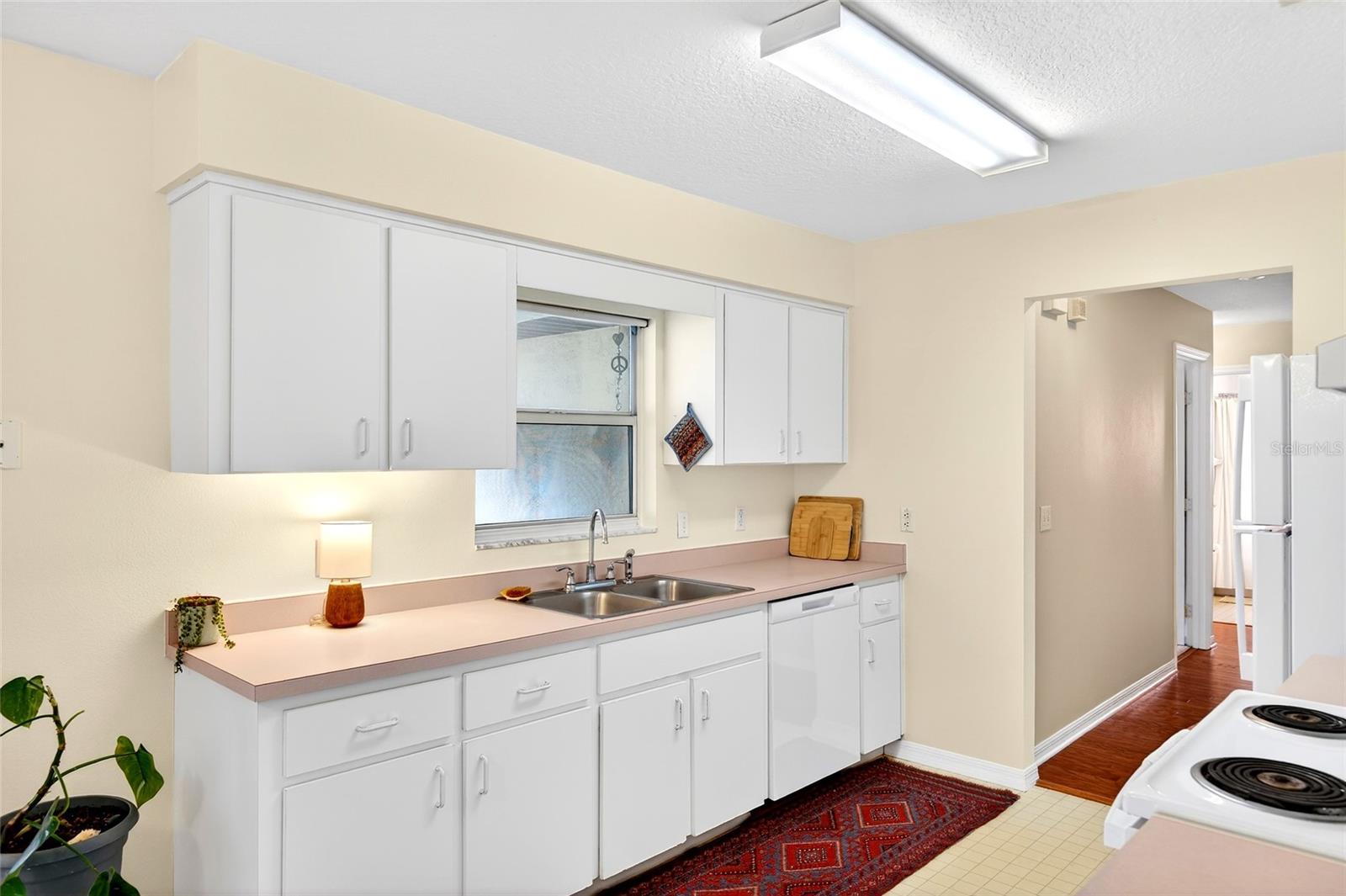 10 Almond, Ocala, FL 34472