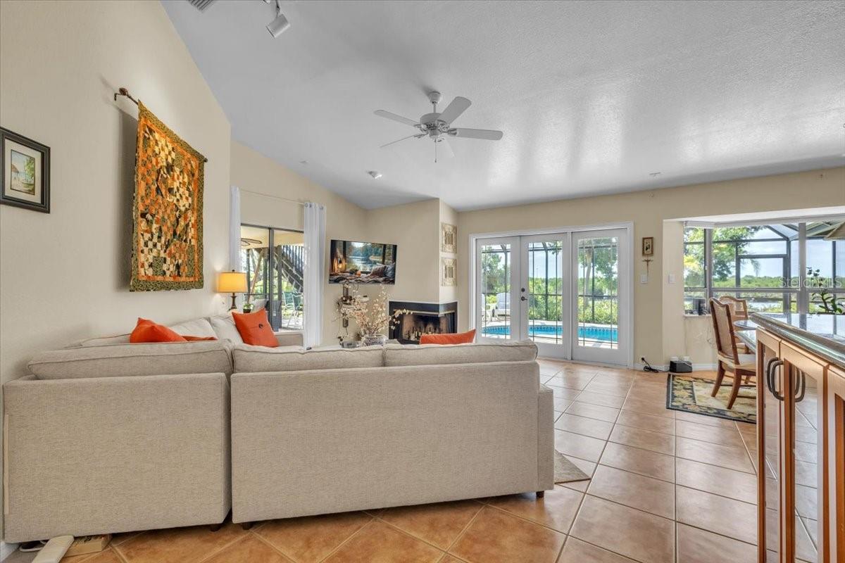 3264 Park, Punta Gorda, FL 33982