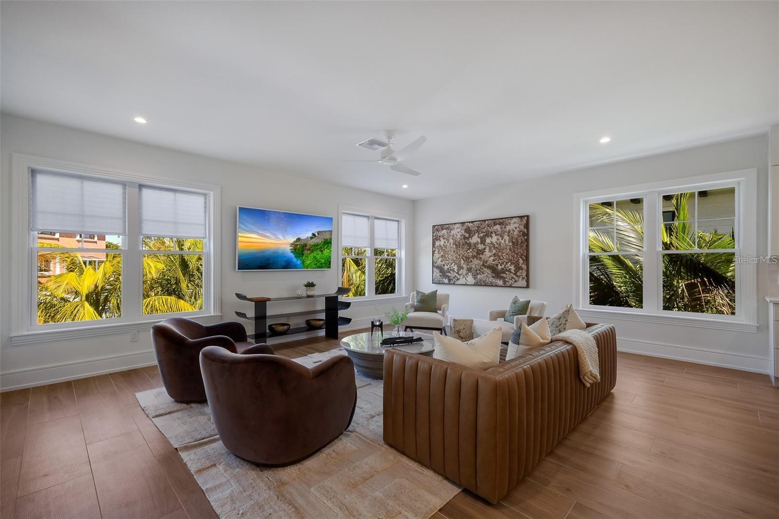 119 Mckinley, Sarasota, FL 34236