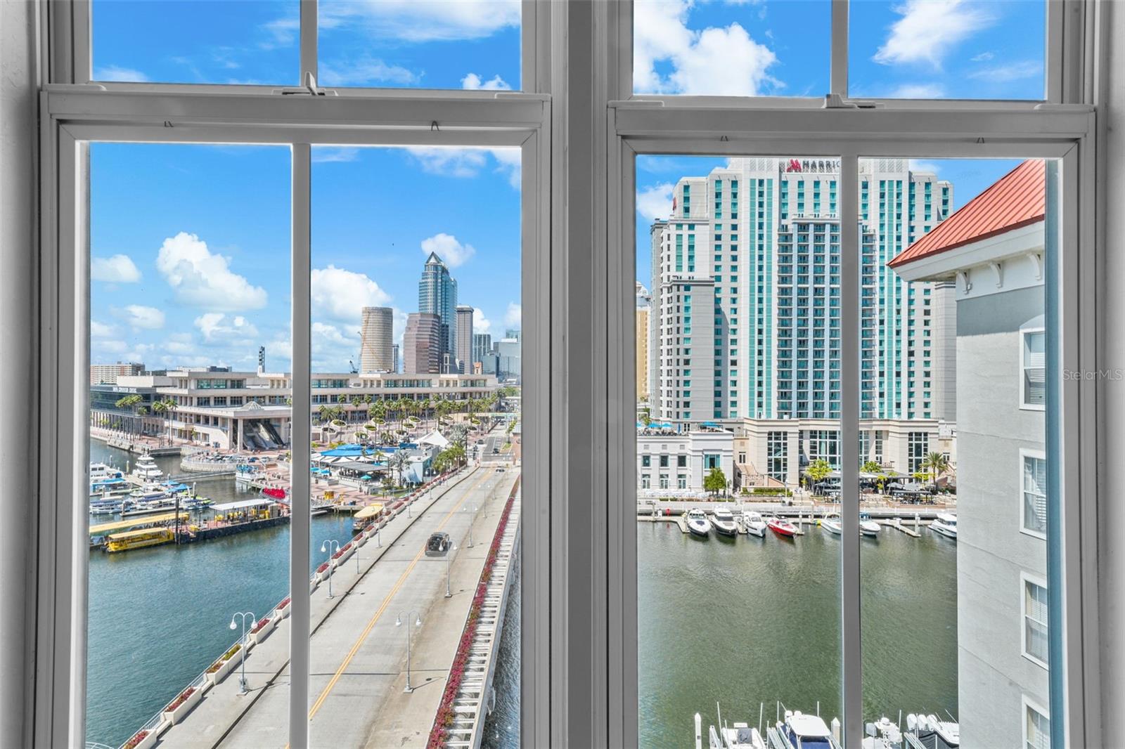 700 Harbour Island Unit 813, Tampa, FL 33602