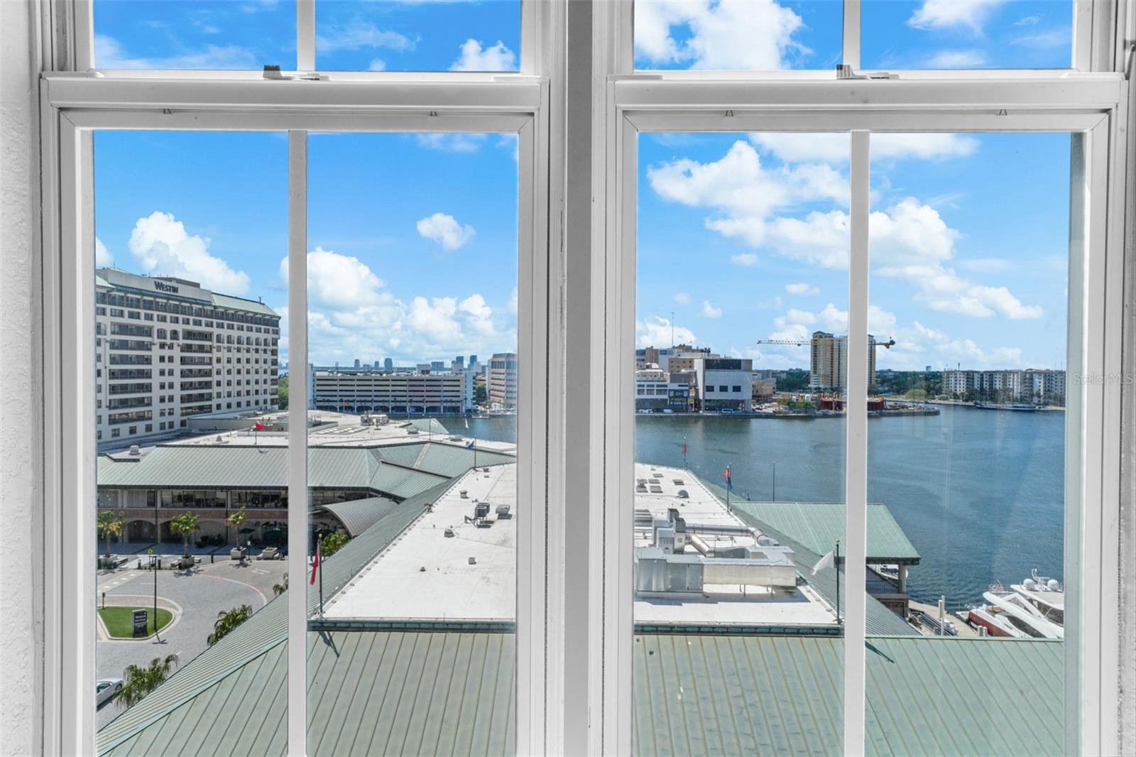 700 Harbour Island Unit 813, Tampa, FL 33602