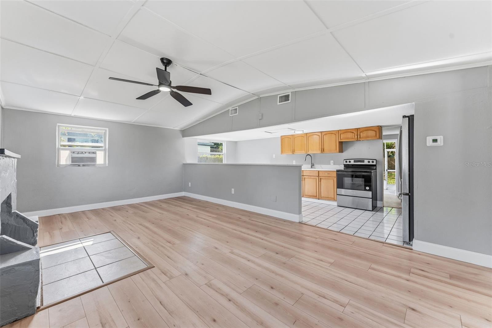 2521 Highland Acres Dr, Clearwater, FL 33761