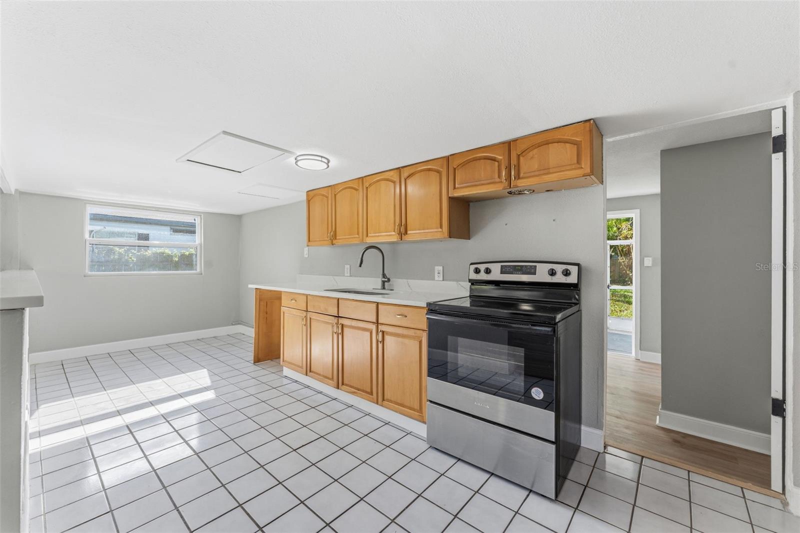 2521 Highland Acres Dr, Clearwater, FL 33761