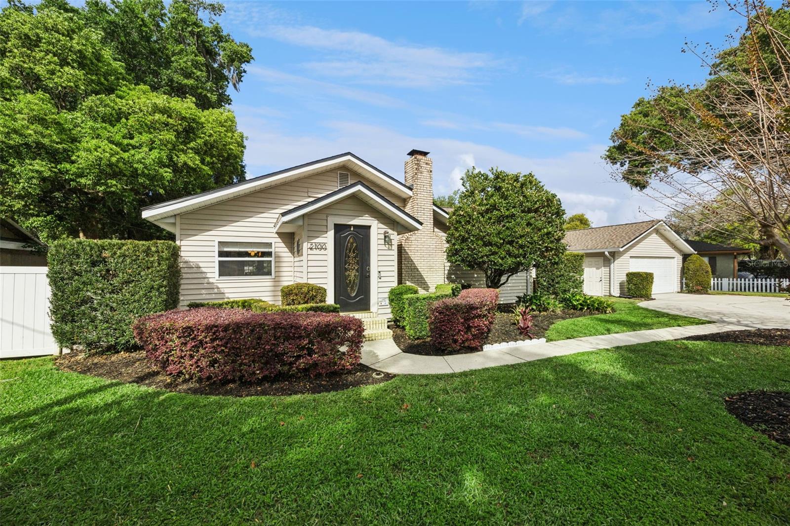 2100 Mae, Orlando, FL 32806