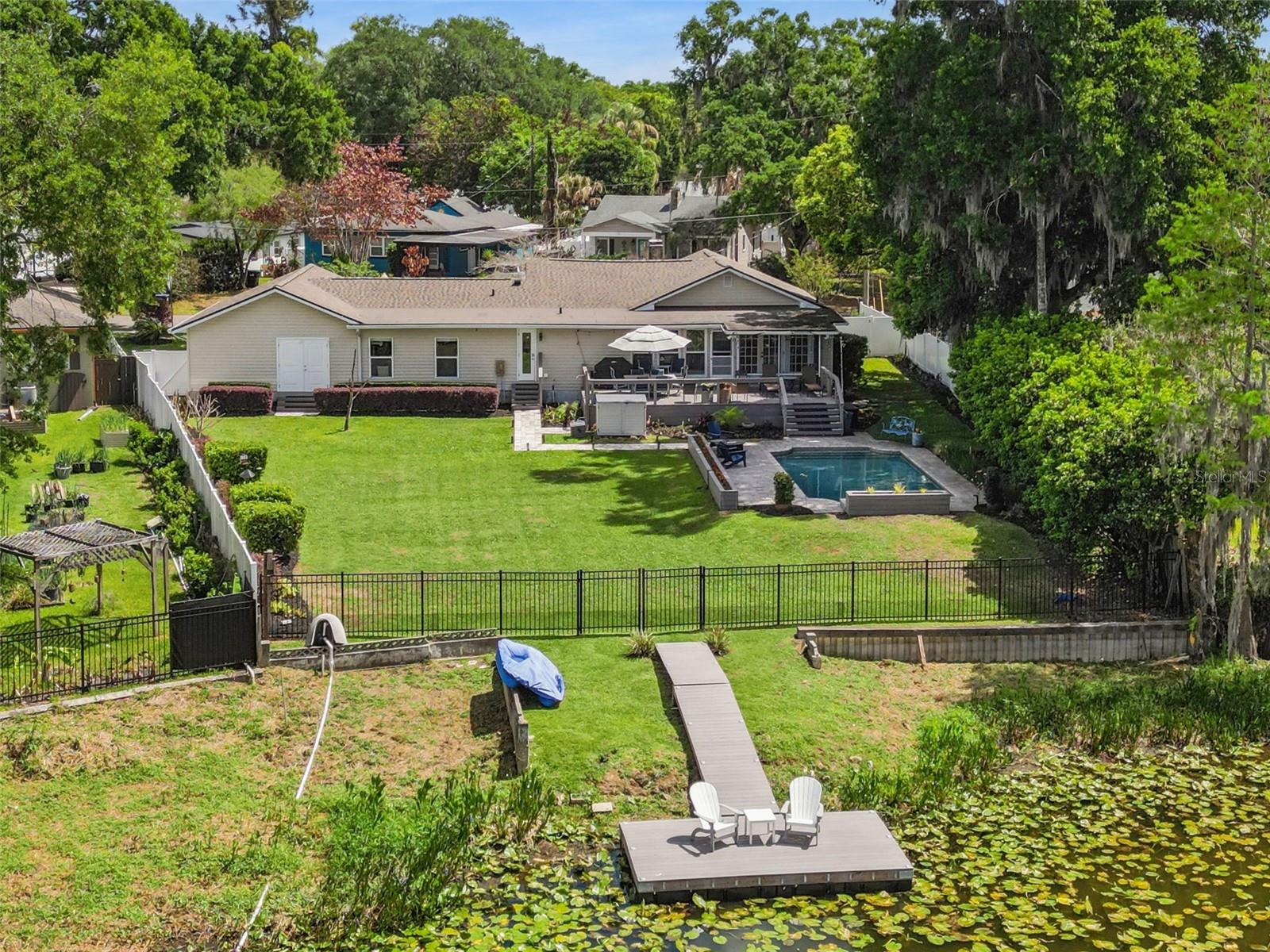 2100 Mae, Orlando, FL 32806