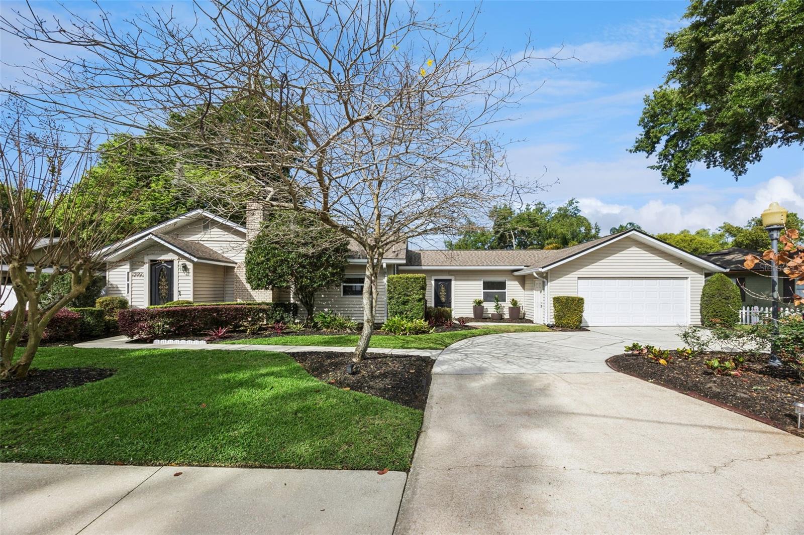 2100 Mae, Orlando, FL 32806