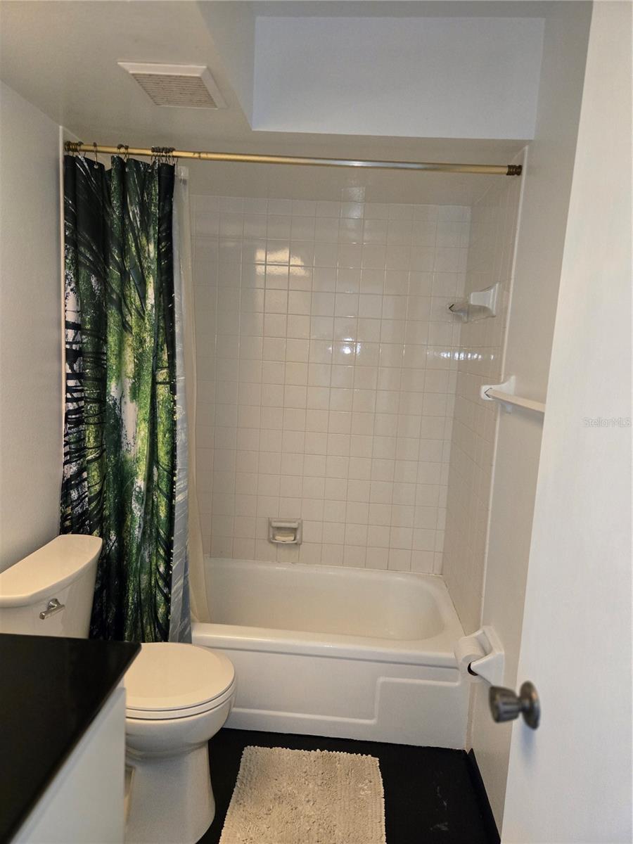 2974 Captiva Gardens Unit 17, Sarasota, FL 34231