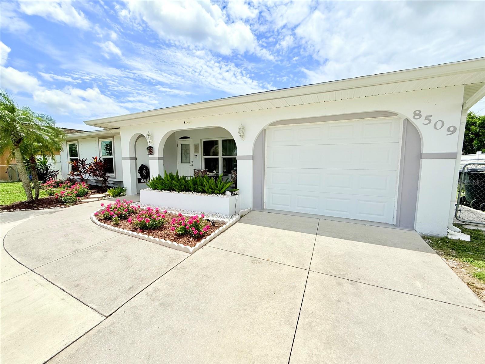 8509 La Boca, North Port, FL 34287