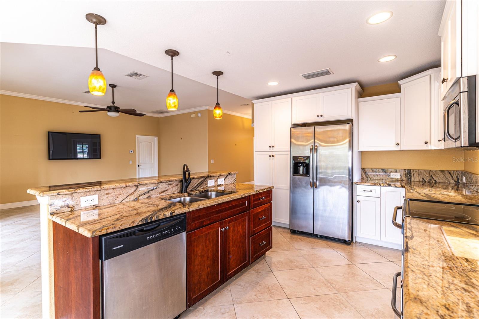 3715 Sebring, Sebring, FL 33870